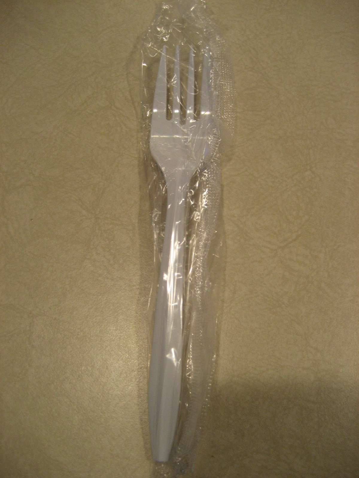 White Plastic Forks Individually wrapped 170 Count – LOW PRICE! Fast Ship!