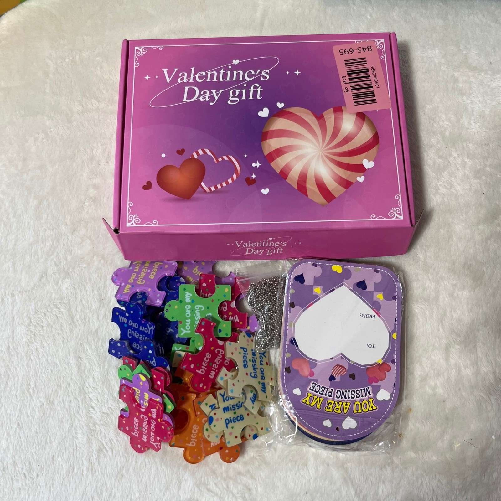 28 Pcs Valentines Day Puzzle Piece Keychain Set with Cards and Bags School Gift