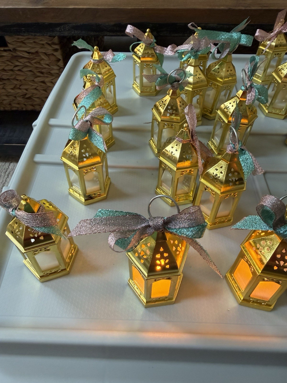 Gold Mini Plastic Lantern LED Tealight Party Decorations with Ribbon Bows (34)