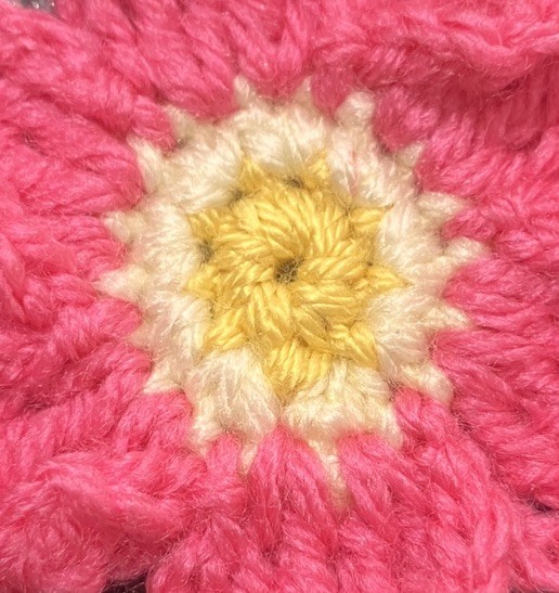 🌸NEW Hand Crochet PRETTY jute 9 Flowers Bunting Window Camper Summer 45” Gift