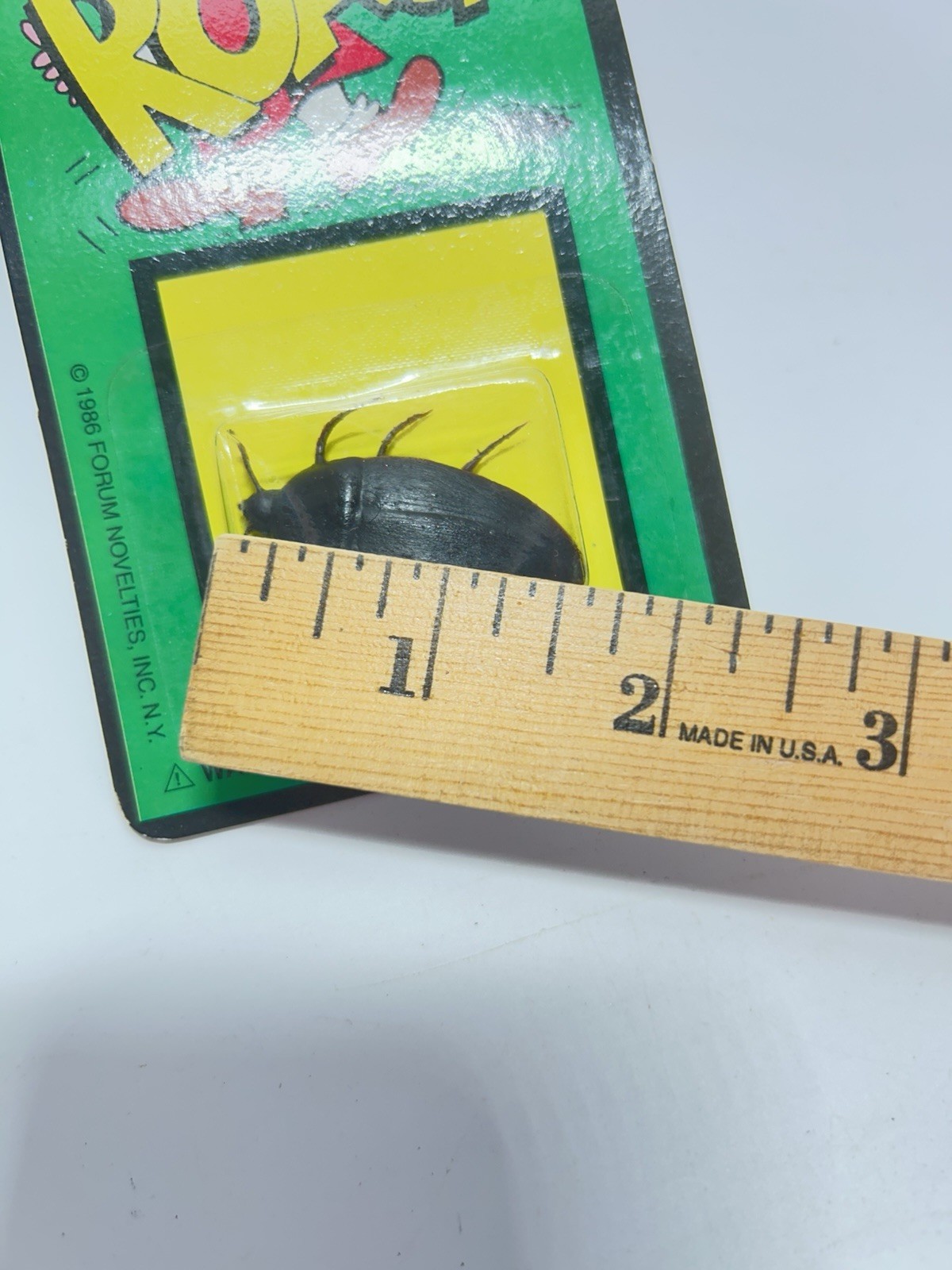 VTG Prank Cockroaches Realistic Cock Roach Monster Jumbo Gag Toy Joke Halloween