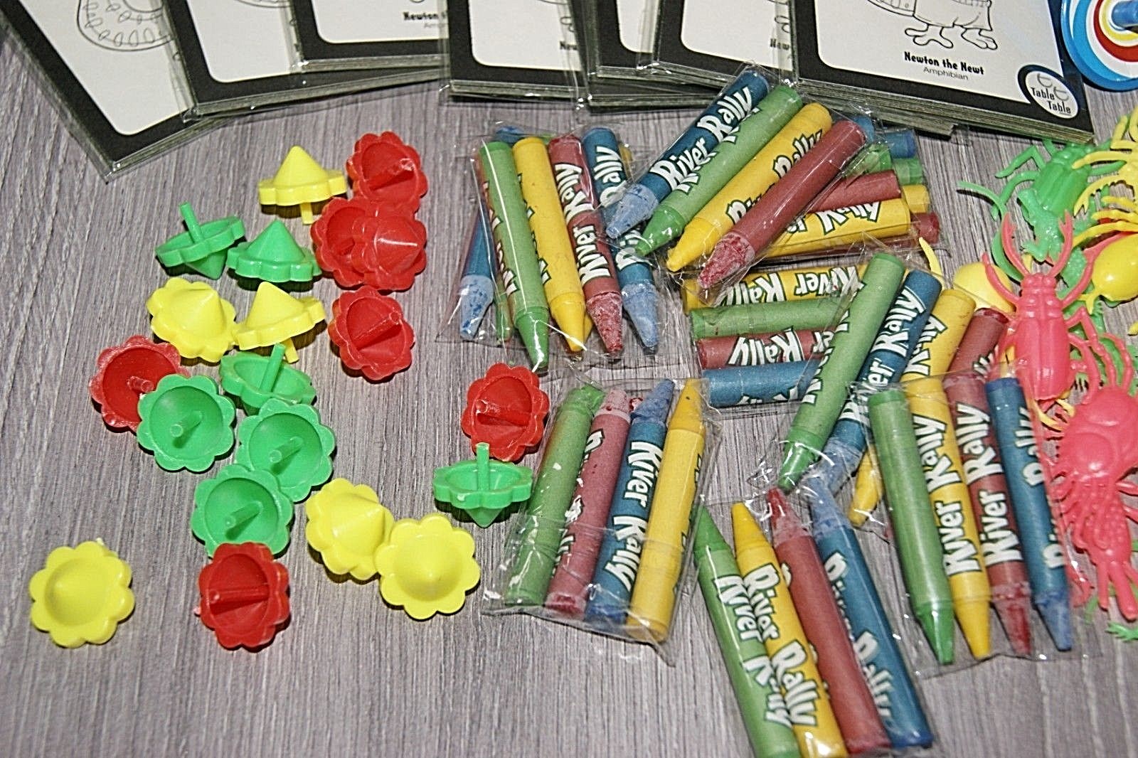 Loot Pinata Party Favours Bag Fillers 200 Fun Toys Boys Girls Unisex Free Post!