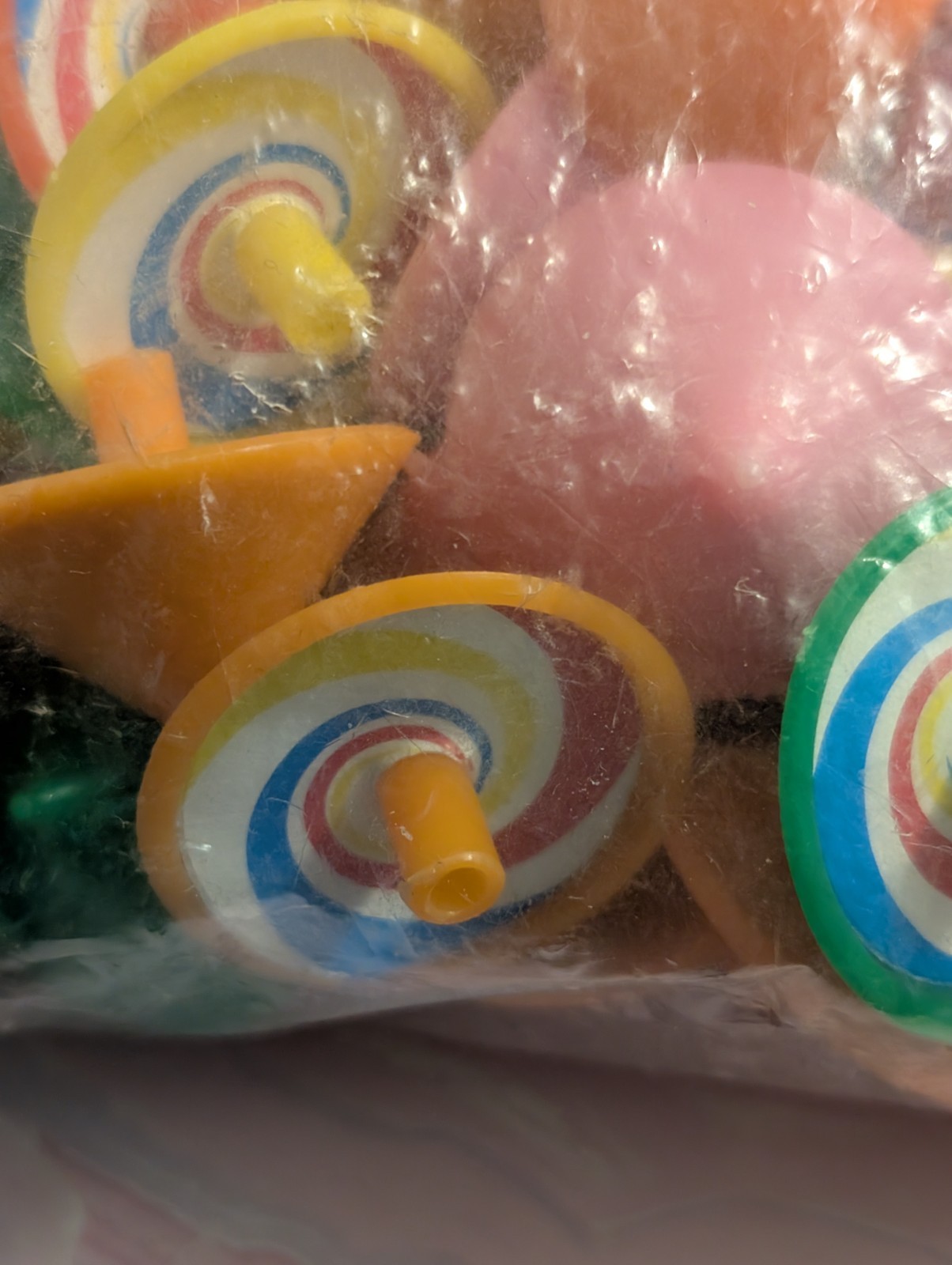 Bag Of Plastic Spinning Top Party Favors – Colorful Swirling Spin Toy Prizes