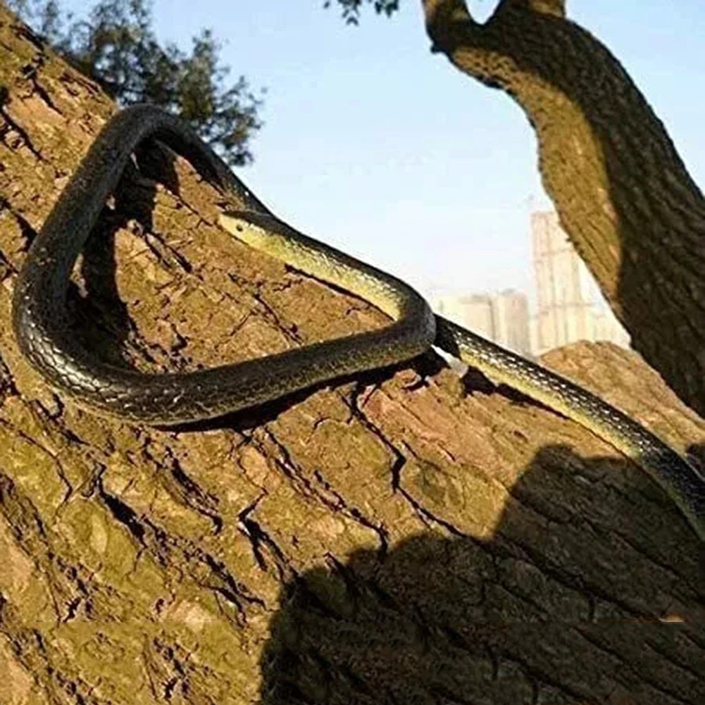 Fake Realistic Snake Lifelike Real Scary Rubber Toy Prank Party Joke For Garden