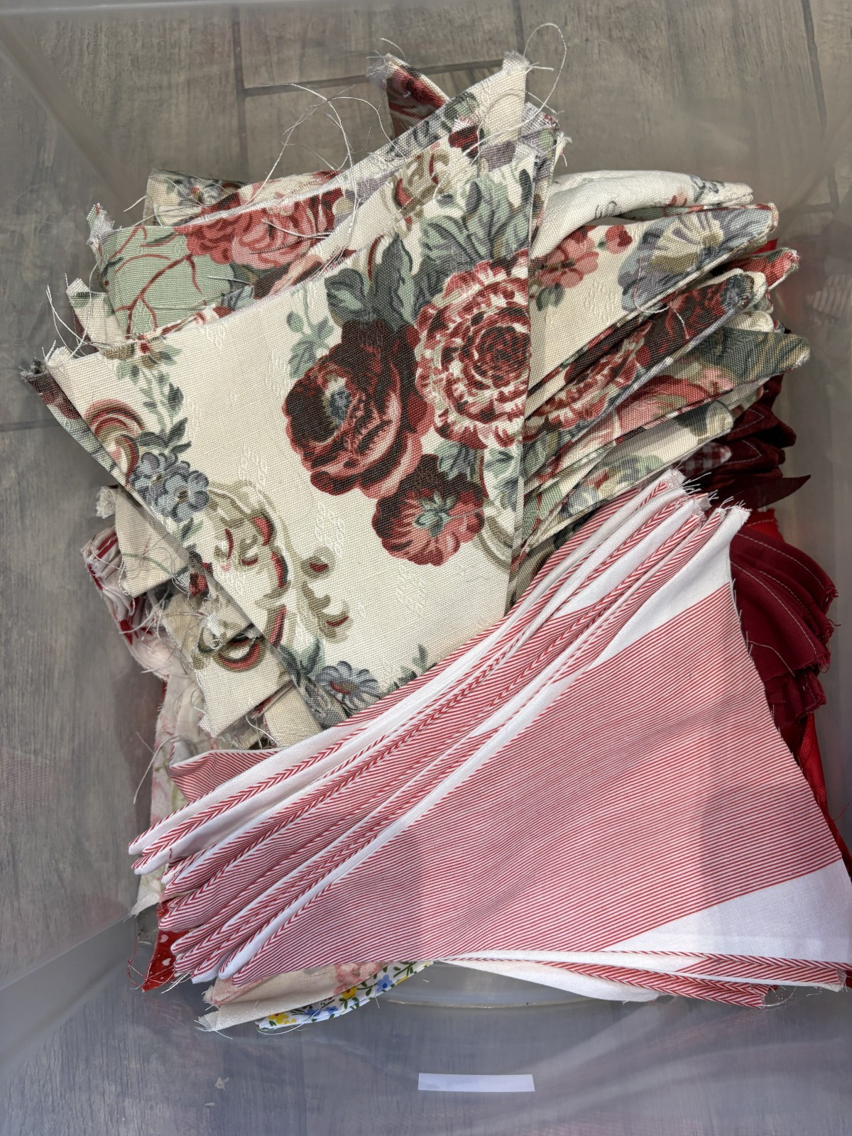 10m of Bargain Bunting £1 per meter! multicoloured patterned and plain fabrics