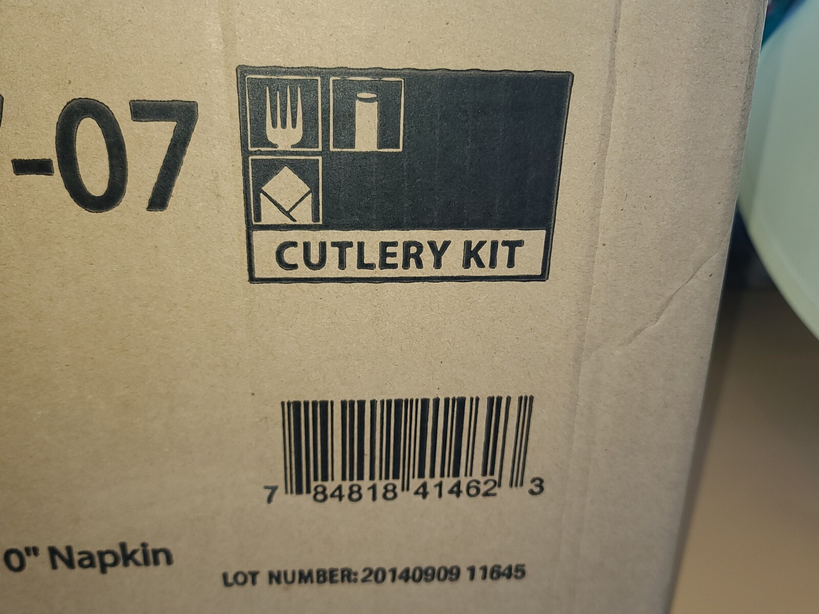 1000 Kits Disposable White Plastic Fork with Napkin and Milk Straw packet