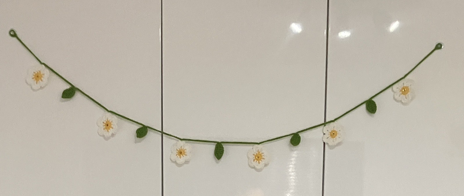 🌼 🍃 NEW Hand Crochet daisy Flowers Bunting Window Camper SUMMER Gift