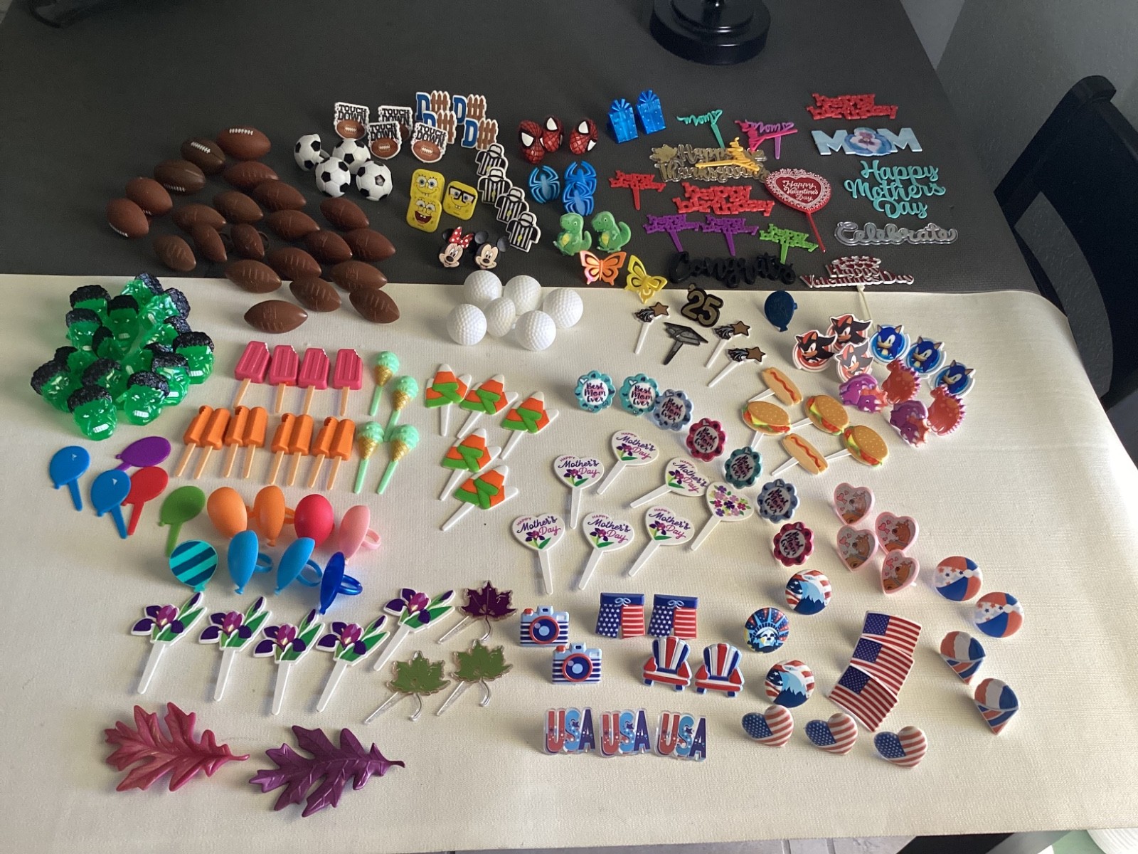 Mixed large Lot 194 various cake cupcake toppers rings picks decorations