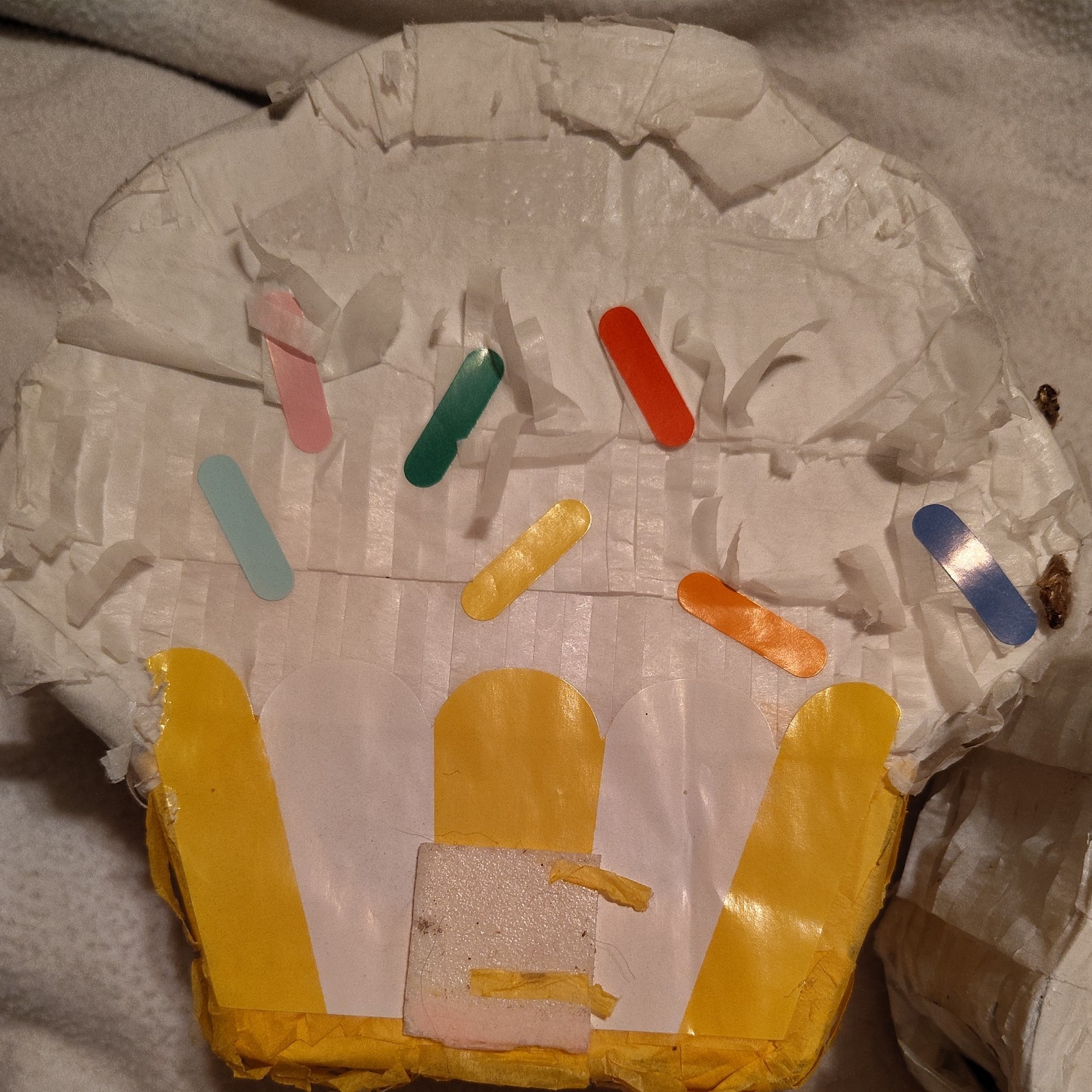 Pinata Cupcakes 2 Mini White With Sprinkles New Cute For Any Occasion…