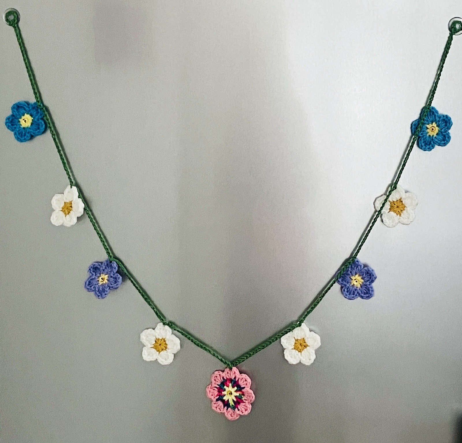 🌸Hand Crochet Sequins Window Flowers Bunting Caravan SUMMER Camper Gift