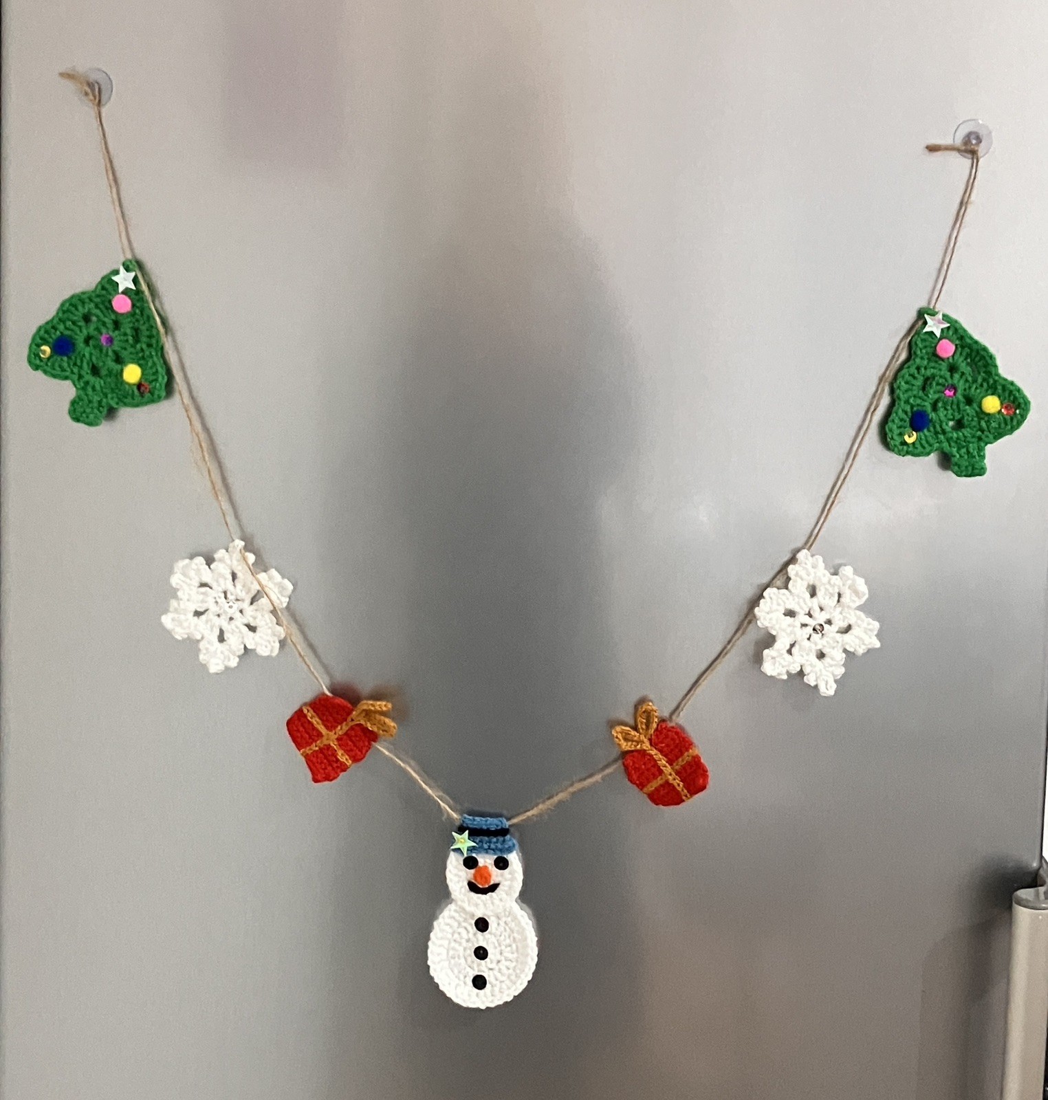⛄️🌲NEW Bunting Christmas Tree snowman presents Hand Crochet Window camper Gift