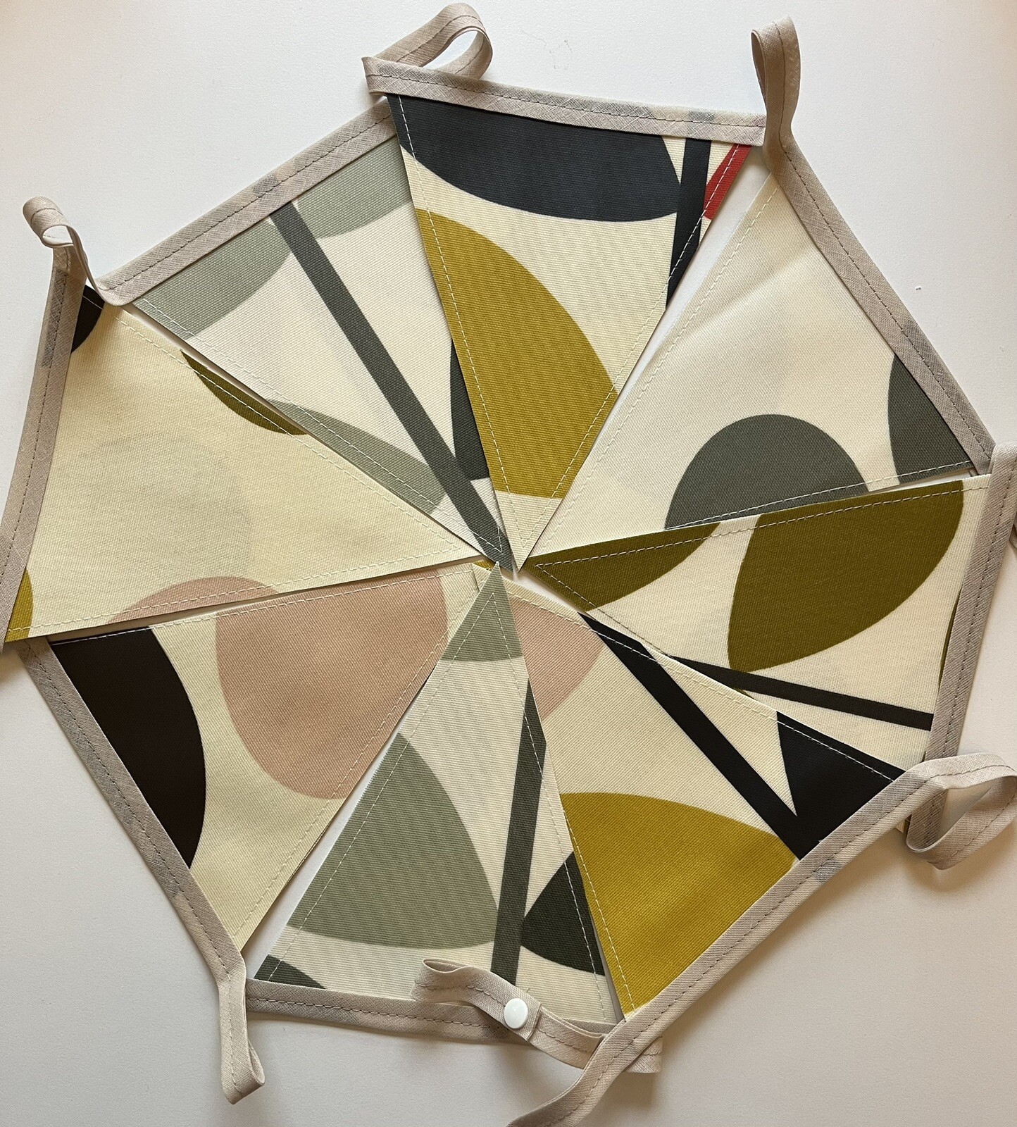 Handmade Oilcloth Bunting – Garden/Home Contemporary – 2 Meters Double Sided