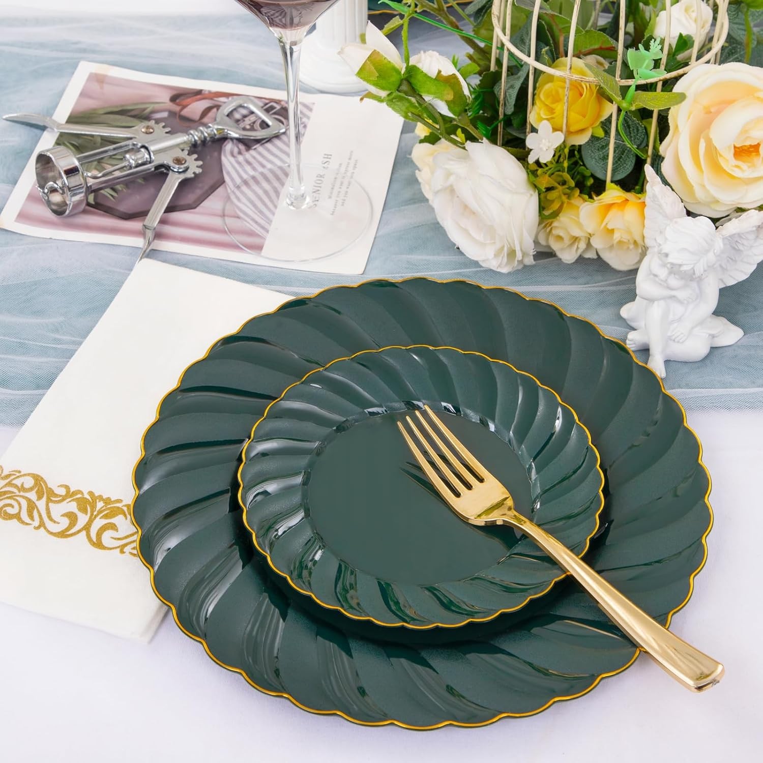 150PCS Emerald Green Plastic Plates – Green and Gold Disposable Dinnerware Inclu
