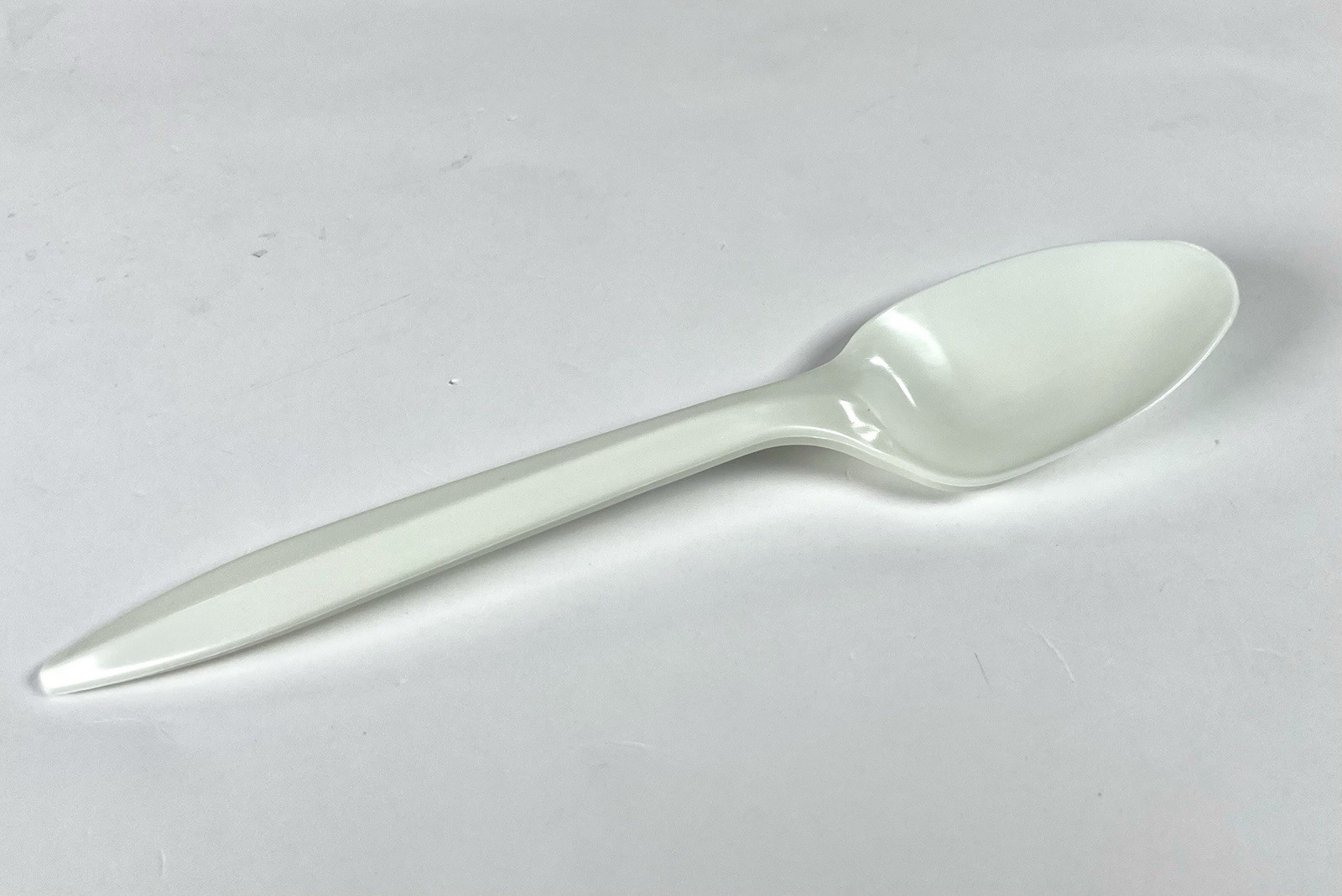 1000 Individually Wrapped Plastic Spoons Disposable Medium Weight Durable WHITE