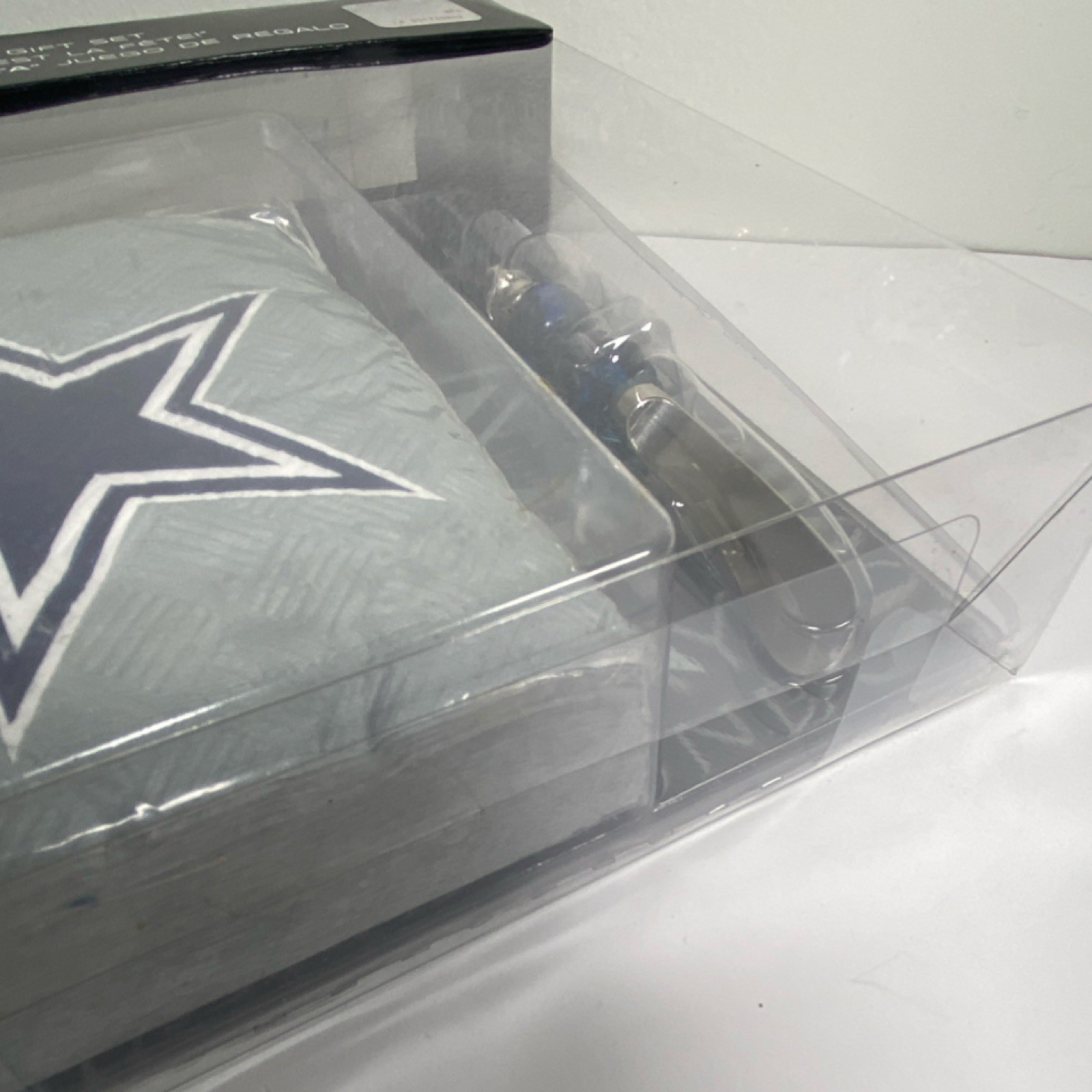 NFL Dallas Cowboys Party Gift Set – Napkins, Glass, Spreader, Sports Theme