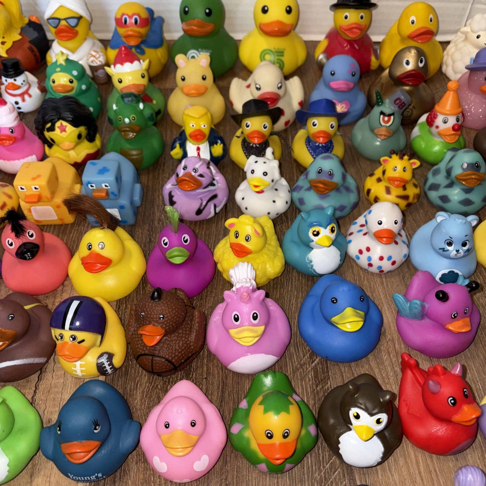 Rubber Ducks Duckies Huge Lot Of 200 Jeep Play Ducked Party Favors