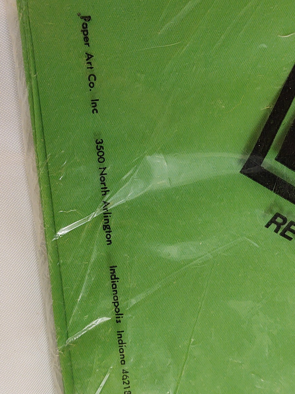 Vintage – 2 Paper Art Green Plastic Table Covers Reusable Heavy Duty 54″x108″