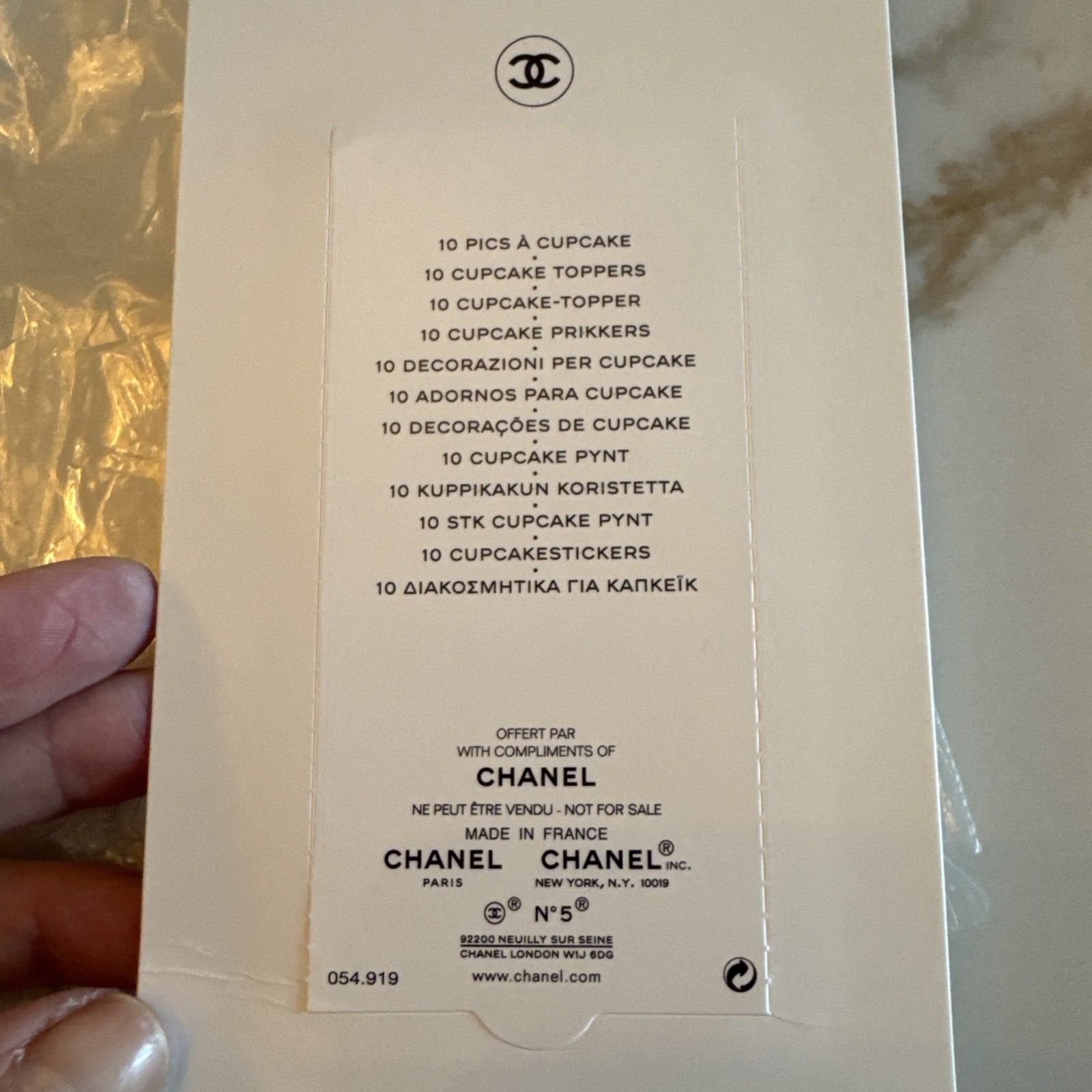 CHANEL No 5 Factory 5 Limited Edition Sealed 10 pcs CUPCAKE TOPPERS AUTHENTIC