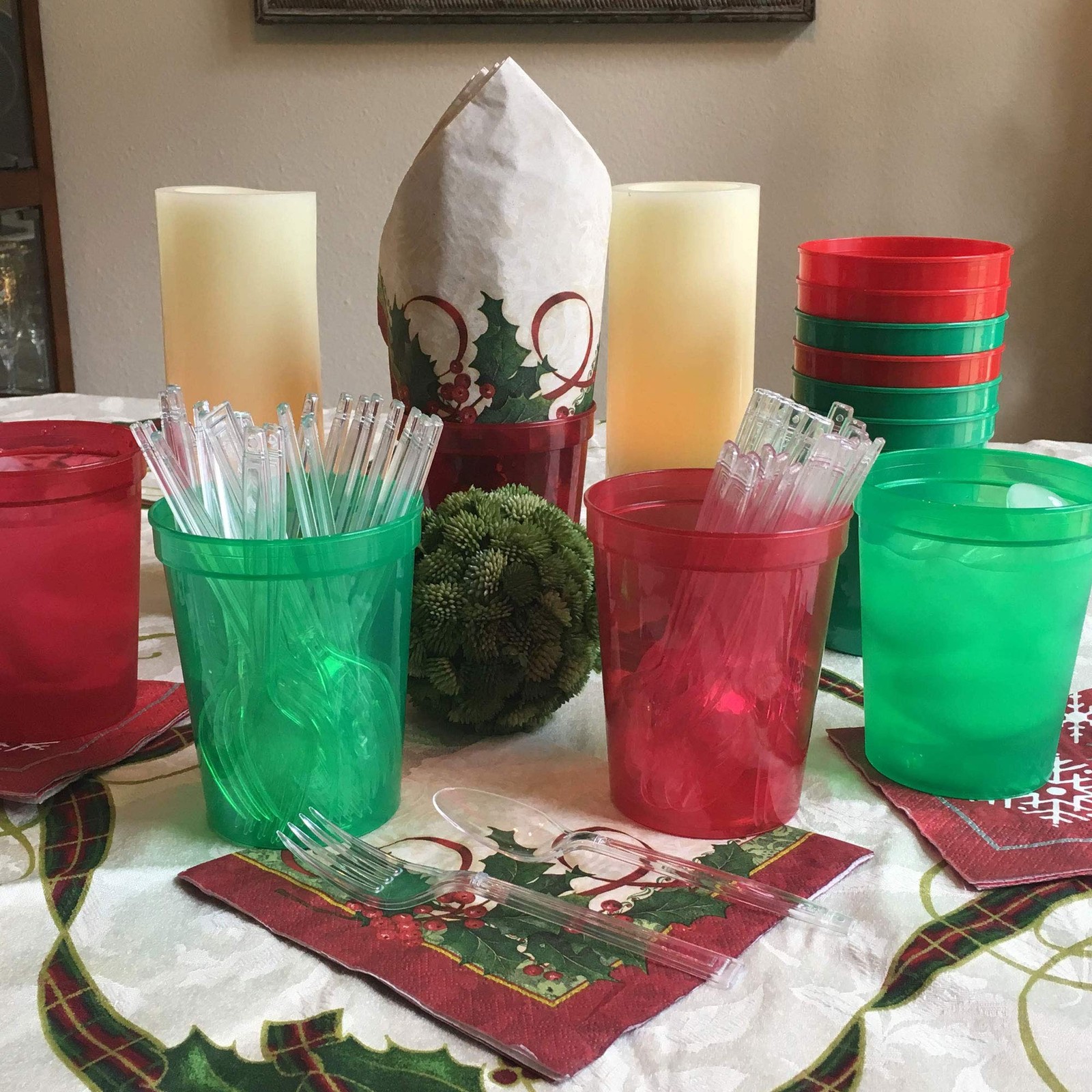 16 oz. Reusable Plastic Stadium Cups, 8 Pack, Made in USA, BPA-Free Dishwasher S