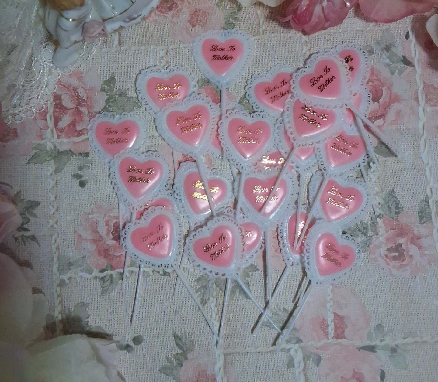 24 Vintage Mother’s Day Cupcake Picks Plastic Pink Hearts Crafts
