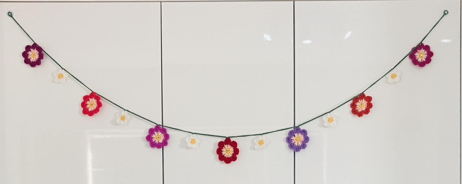 🌺NEW Hand Crochet Flowers window long Bunting Sequin Camper SUMMER 60” Gift