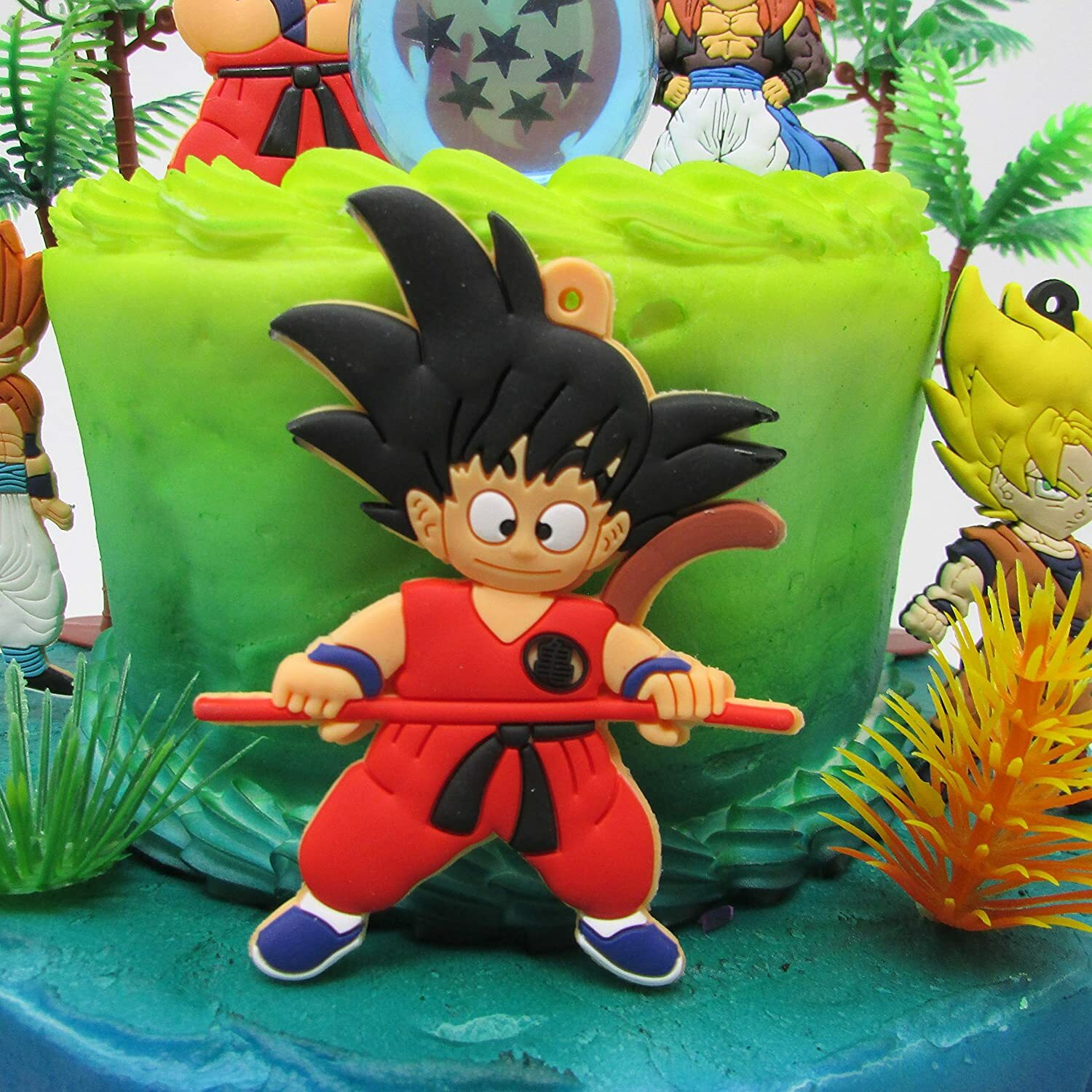 Dragon Ball Z Cake Toppers Featuring Dragon Ball Z Characters – Brand New
