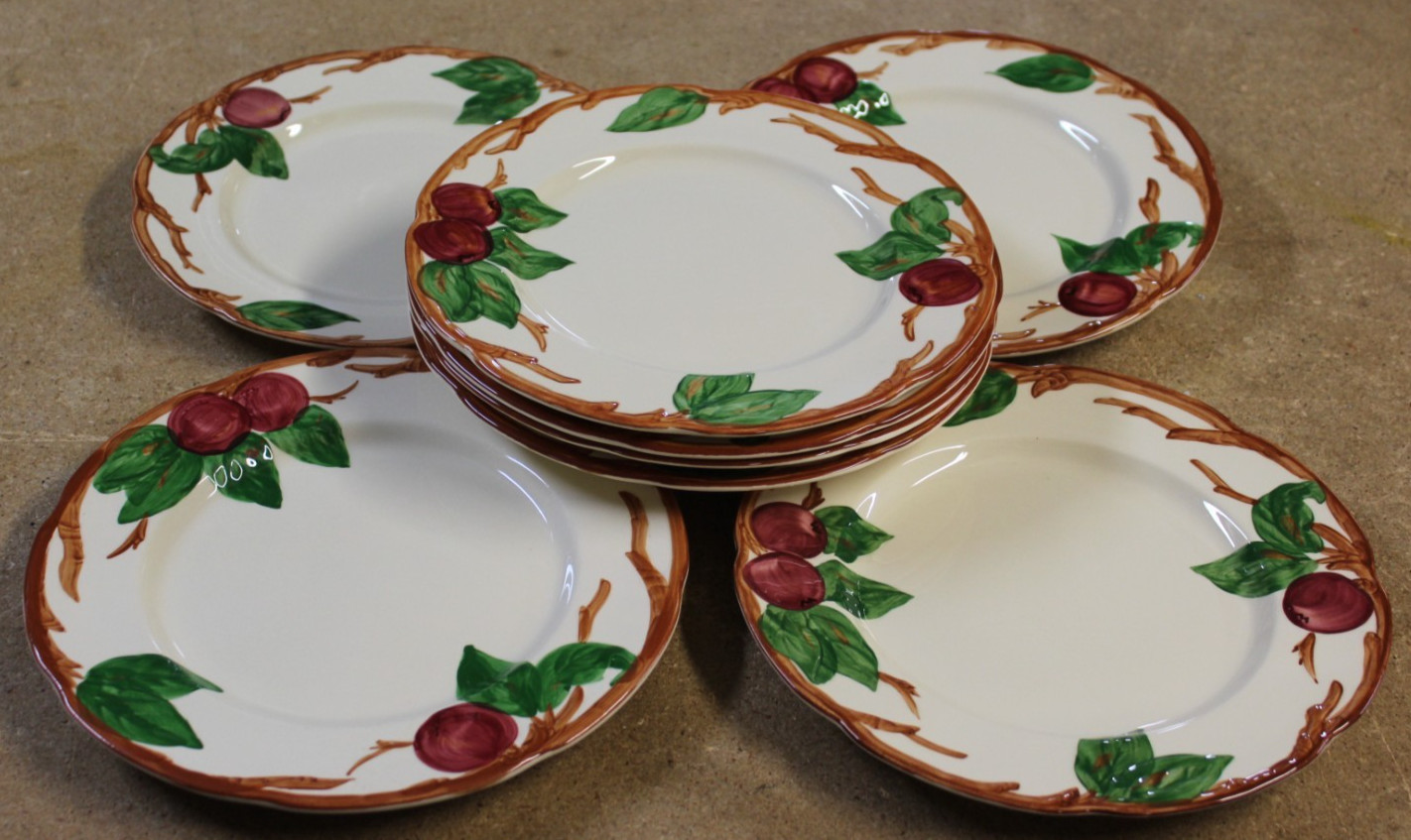 8 Franciscan Ware Apple Luncheon Lunch Plates Made in California SUPER CLEAN