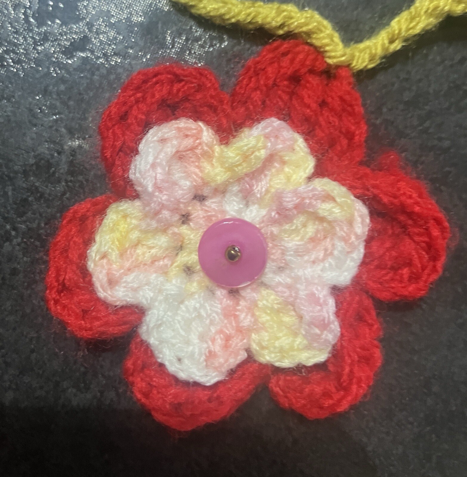 🌸🍃NEW hand Crochet Flower Bunting Leaf sequin Window 34” camper SUMMER Gift