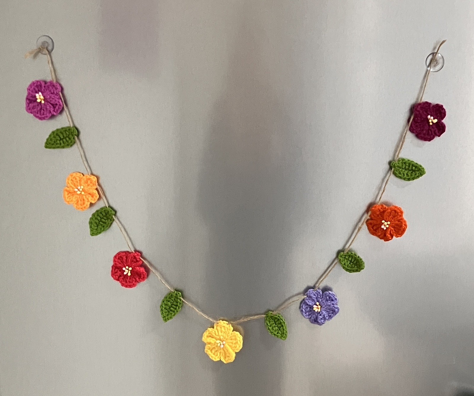 🌸🍃NEW hand Crochet Flower Bunting Leaf sequin Window 30” camper SUMMER Gift