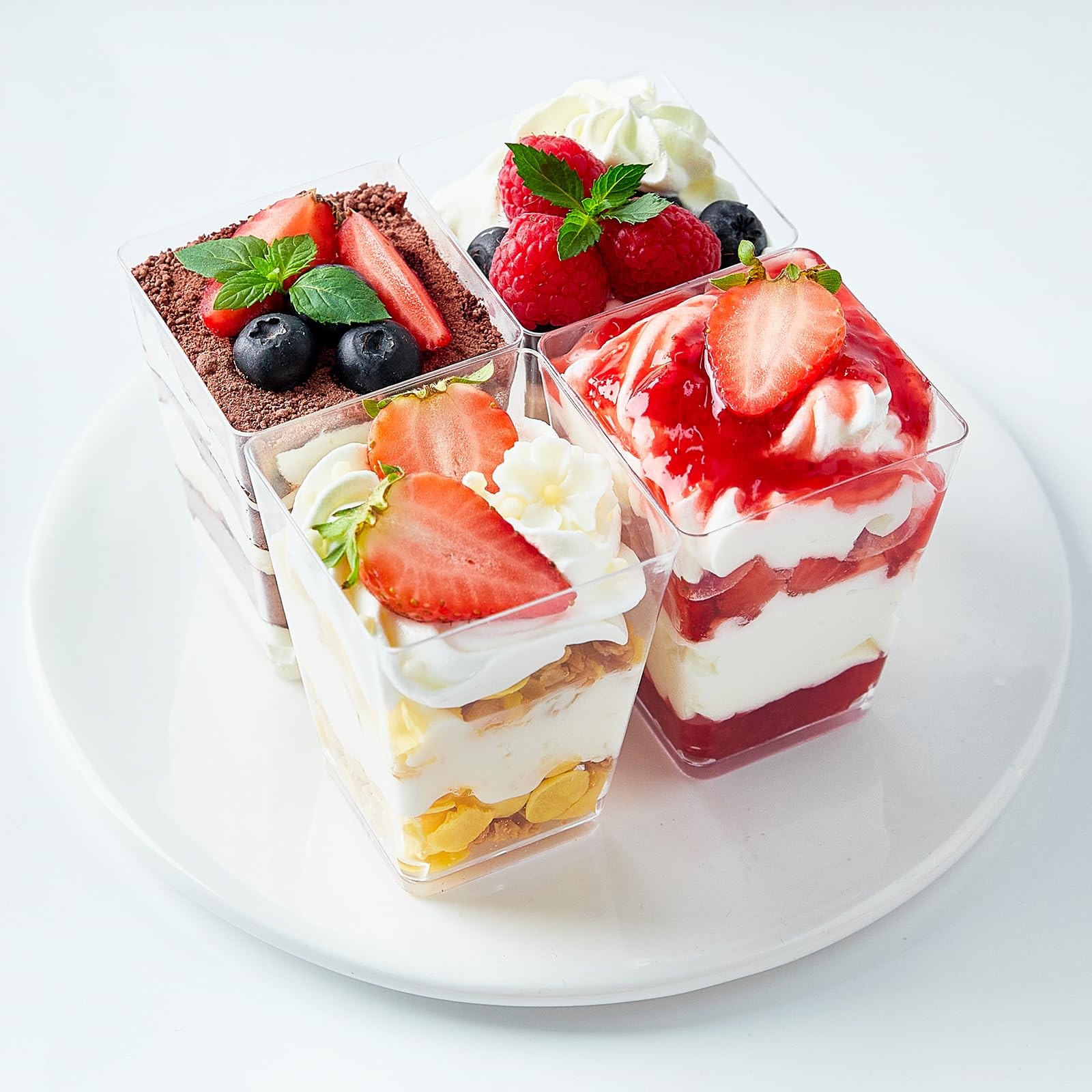 100 Pack 5 oz Plastic Dessert Cups with Lids Spoons Clear Parfait Cups 5oz
