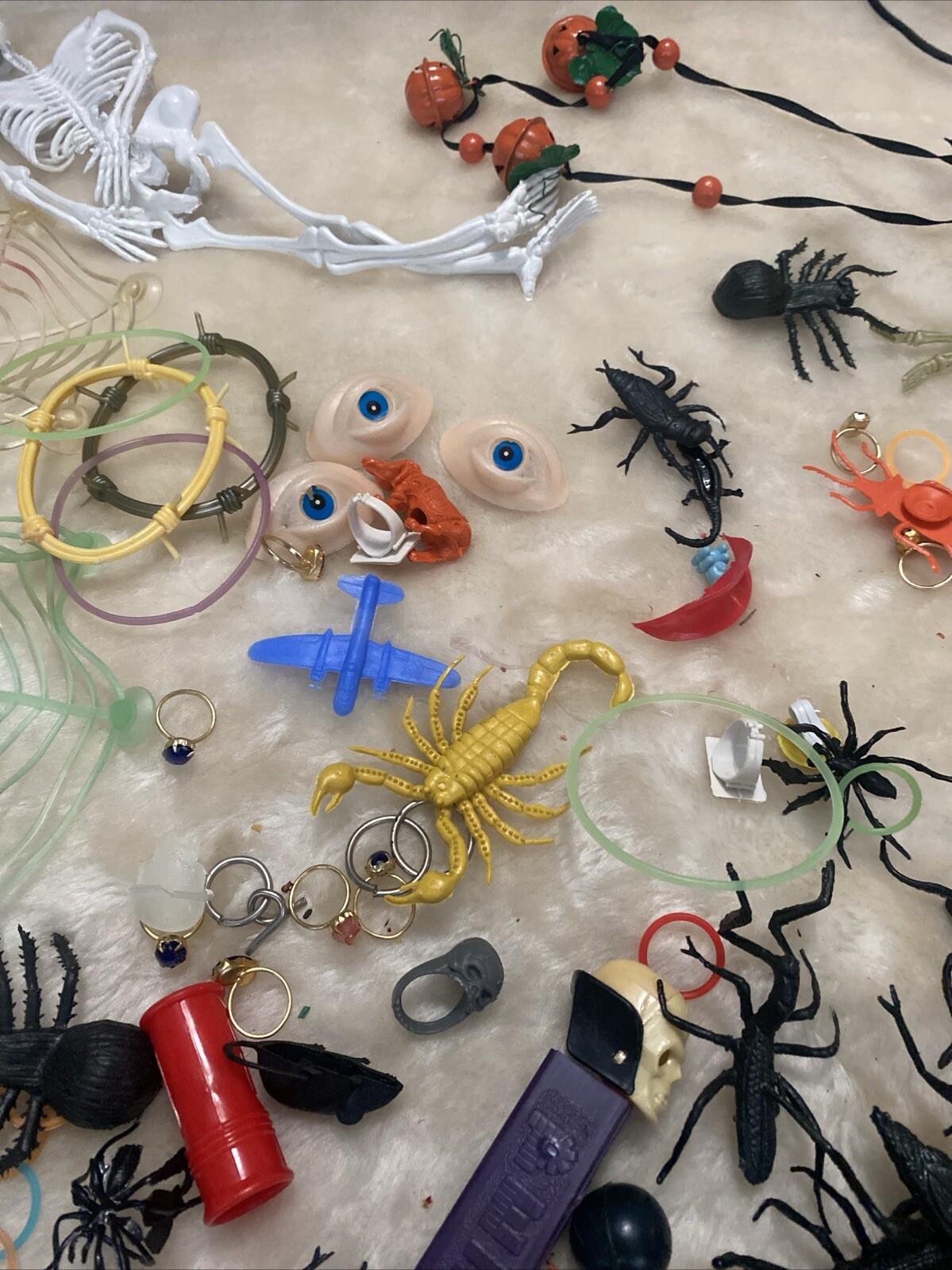 Halloween Toy Trinket Lot Skeletons Bats Spiders Pez Skull