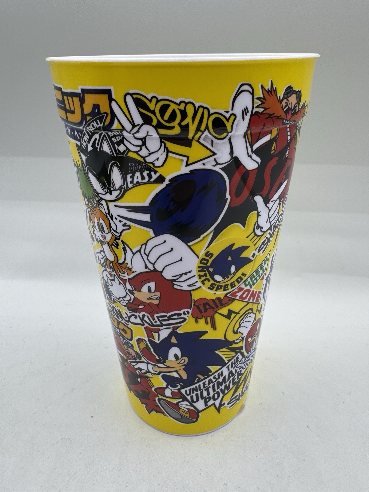 Multicolor Sonic the Hedgehog Design Plastic Stadium Cup, (1 Count)