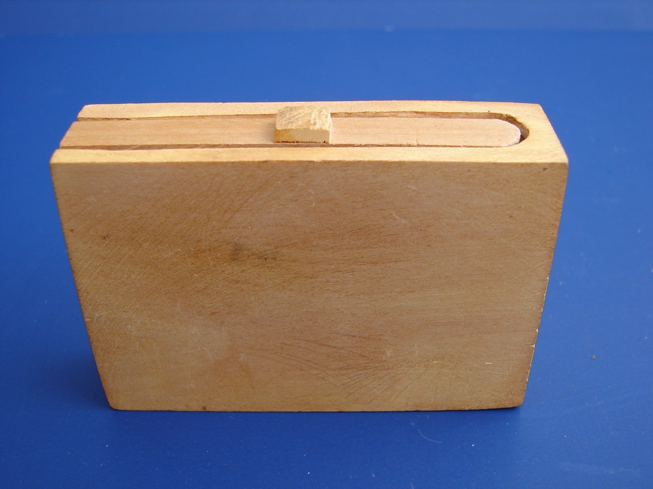 Snake Bite Gag in Wooden Box Gag Gift Surprise Practical Joke Prank Toy Scare