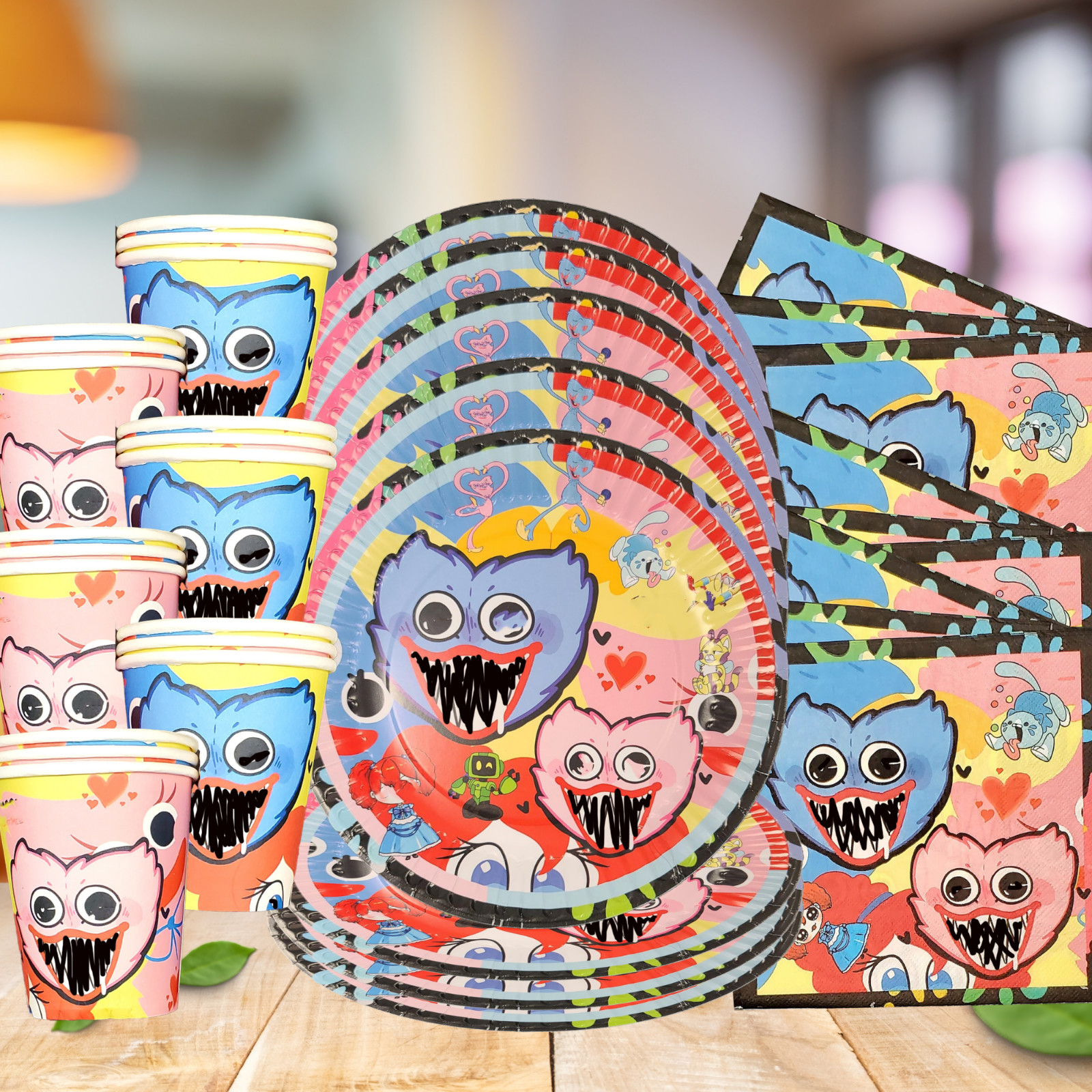 Hugggy Wugggy Party Supplies happy birthday centerpiece decoration cup plate