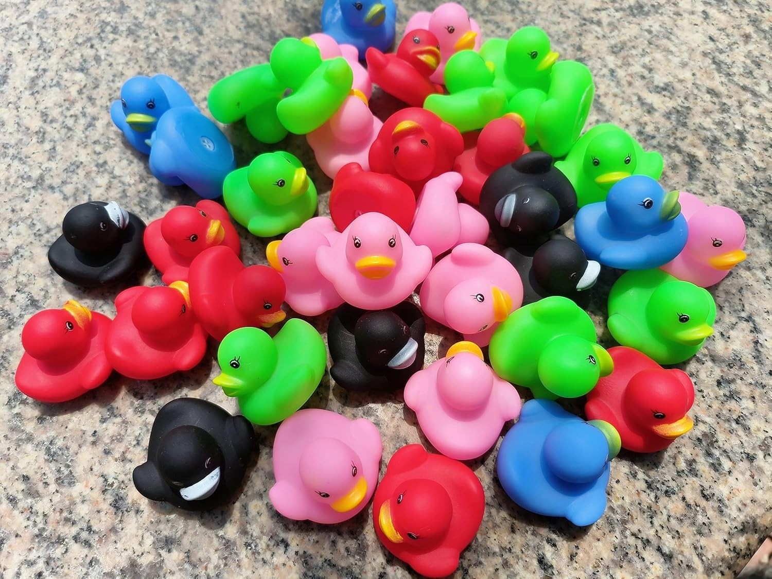 50 pcs Rubber Ducks Bulk Set Assorted Melange Duckies for Jeep Ducking Bath Toys