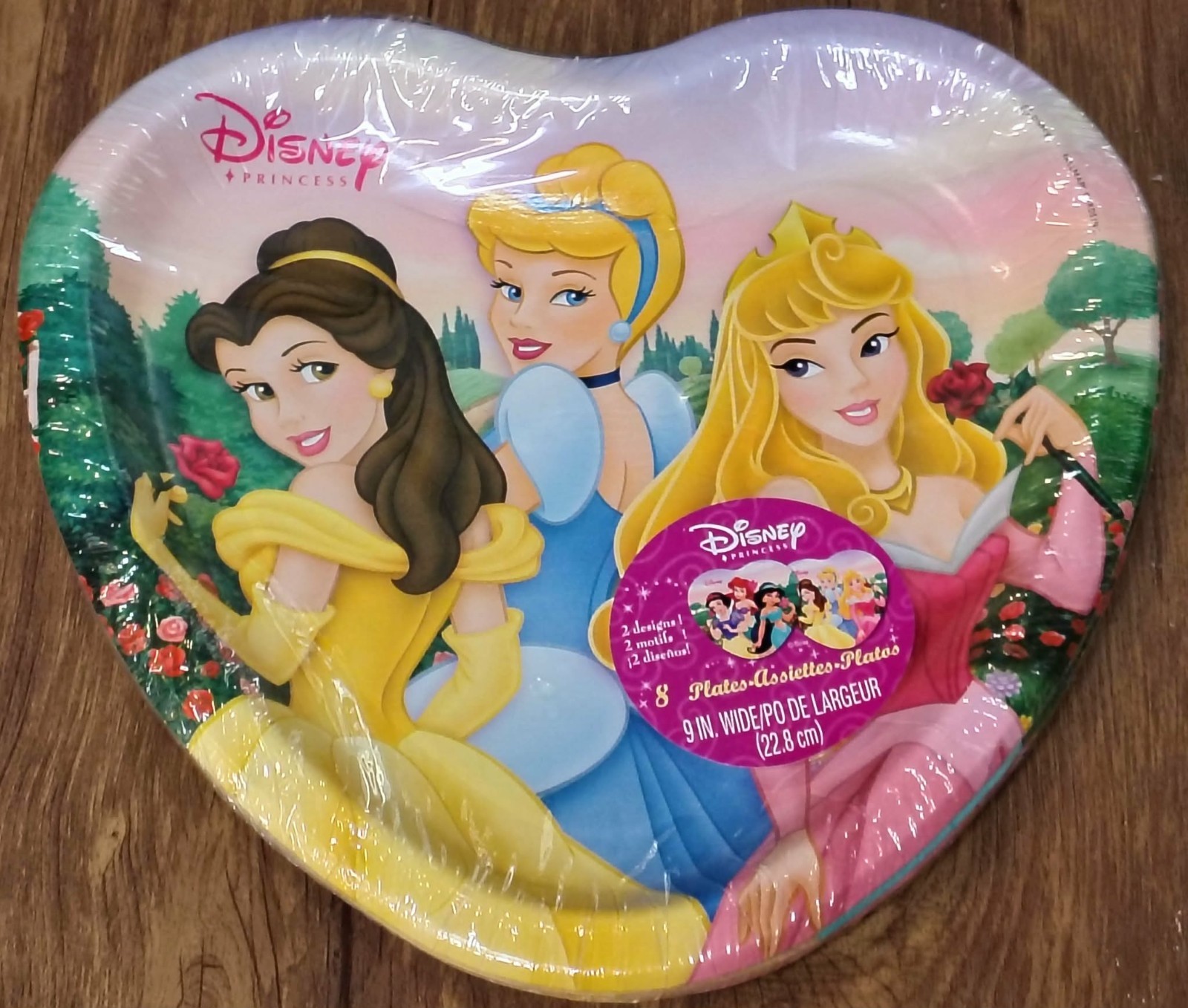 2004 Disney Princess Party Heart Luncheon Plates 9” Hallmark Birthday 2 Designs