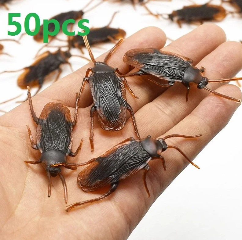 50pcs Silicone Fake Cockroach Prank Toys Halloween Decoration Joke Props – NEW