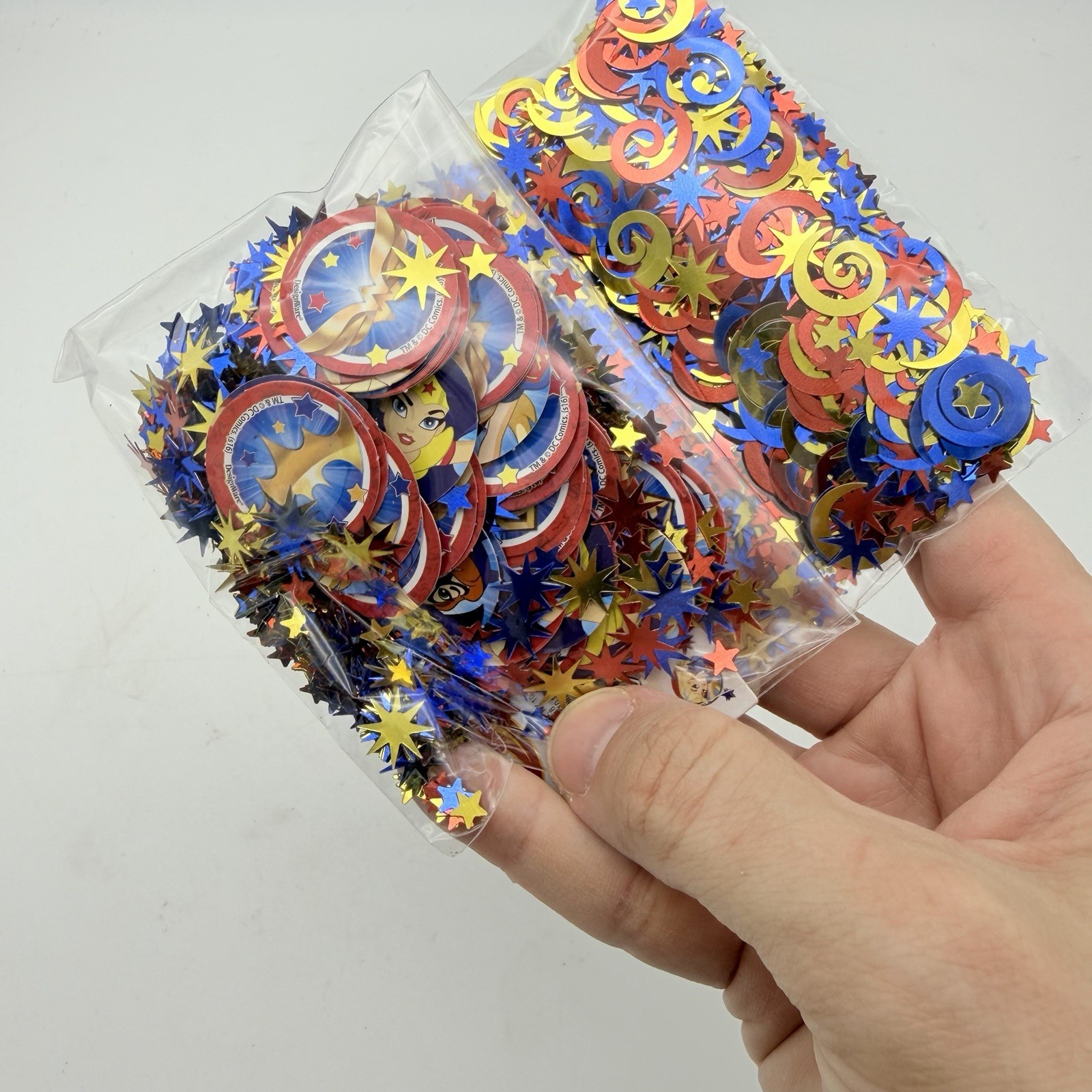 DC Super Hero Girls Foil Confetti Birthday Party Supplies New Decor NEW sealed