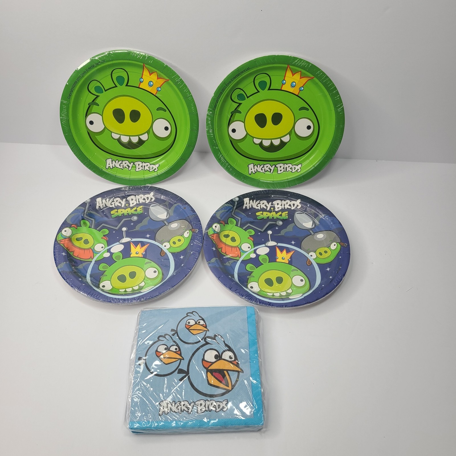 Angry Birds Green Pigs Space Paper Plates 7″ & Napkin Party Birthday Decoration