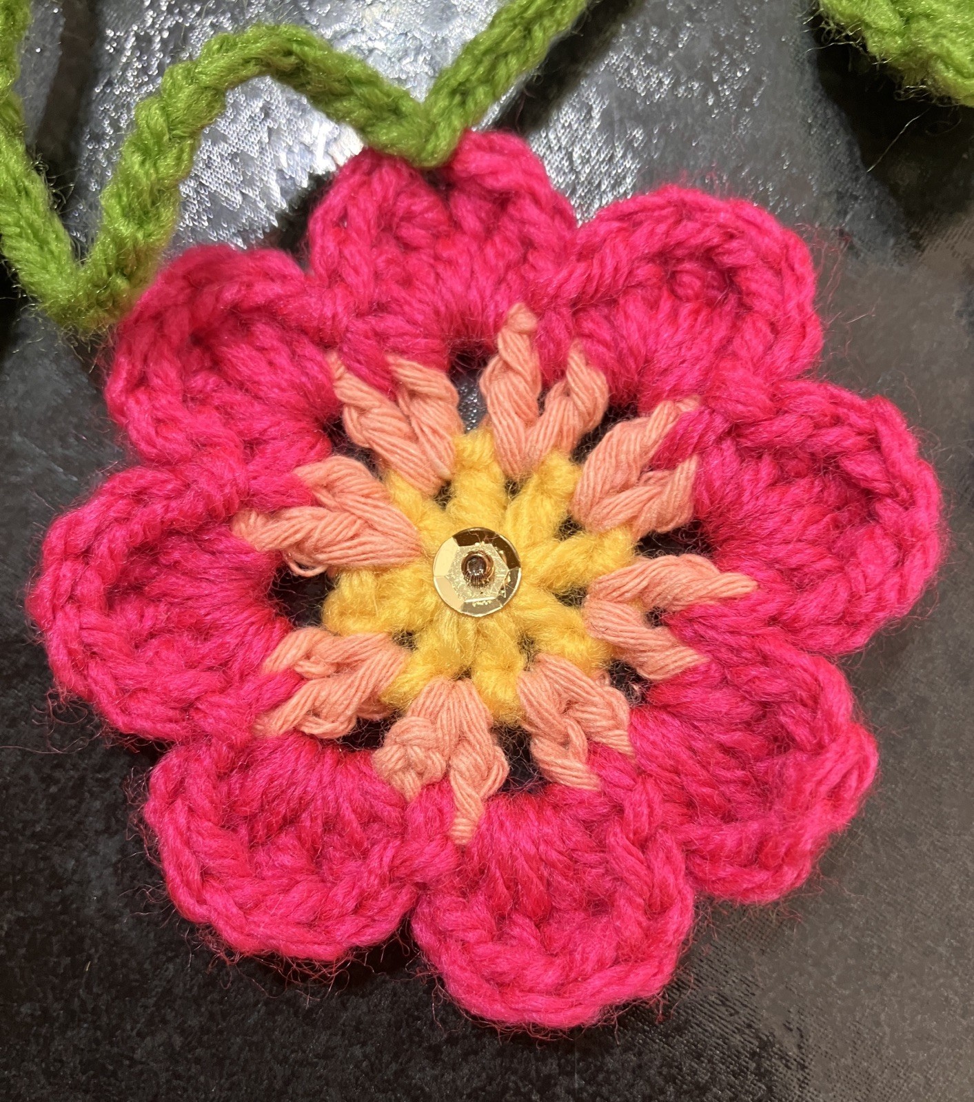 🌺 NEW Hand Crochet Flowers window long SUMMER Bunting Sequin Camper 53” Gift