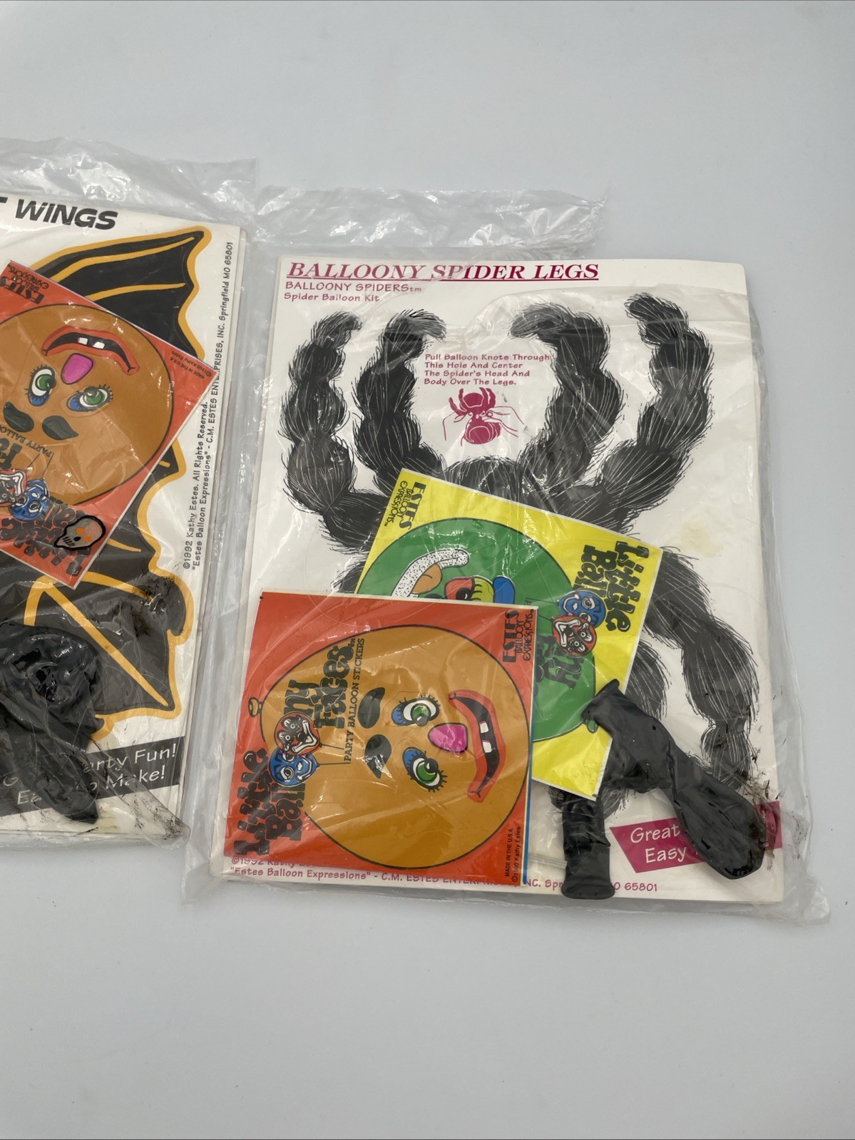 2 VTG Halloween Balloony Spiders And Bats Balloon Kit 1992 Kathy Estes A9