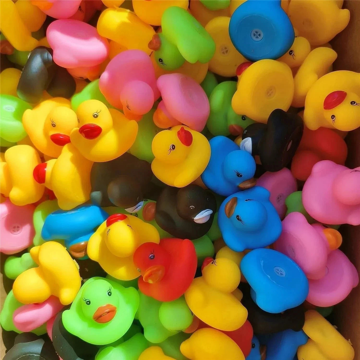 50pcs Rubber Ducks in Bulk,Assortment Duckies for Jeep Ducking Floater Bath Toys