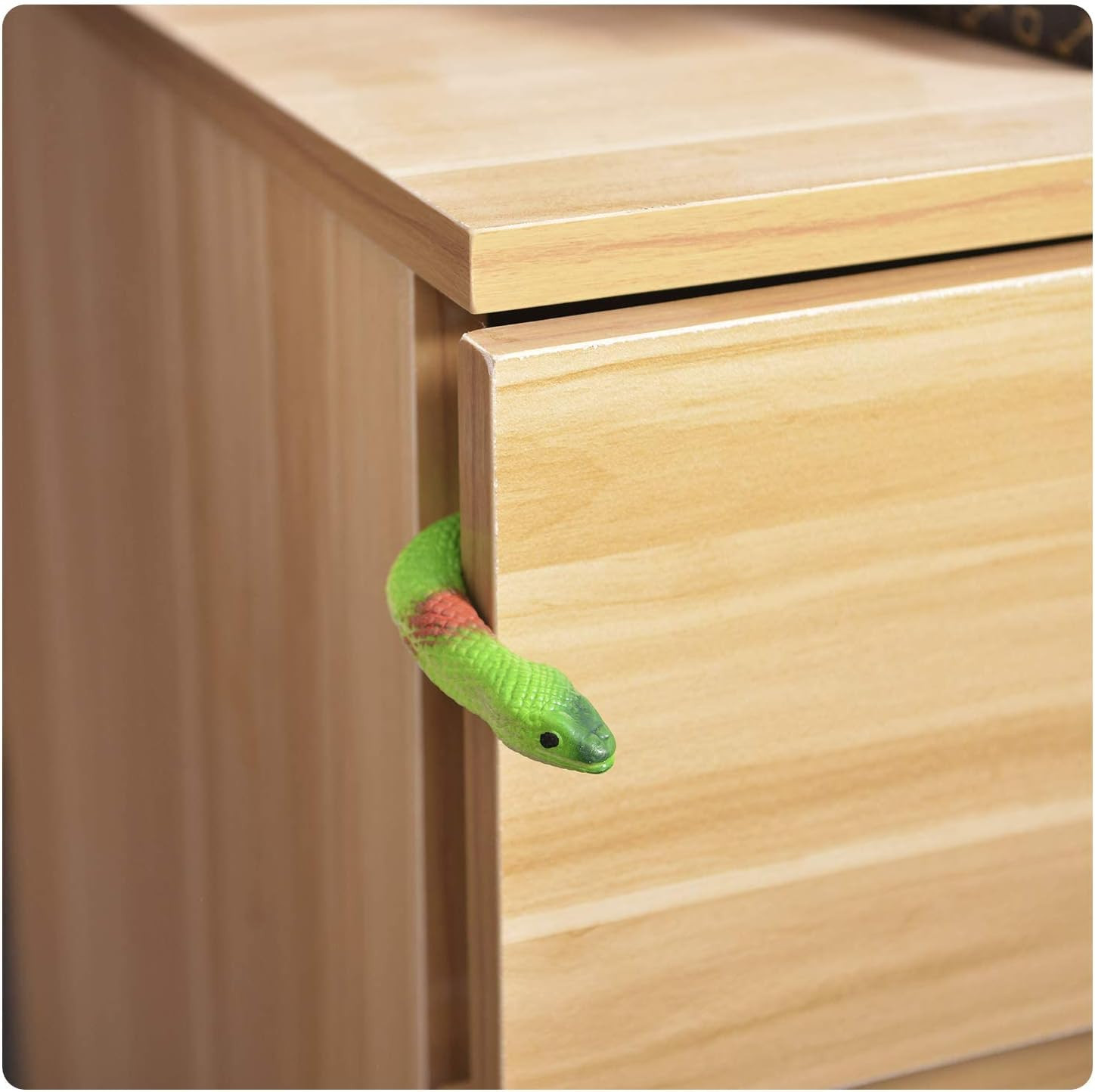 4pcs Realistic Rubber Snakes Fake Garden Props to Scare Birds Mice Squirrels