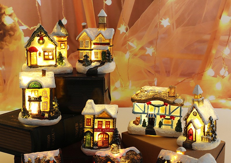 Unique Design Xmas Mini Illuminated House Christmas Party Decorations