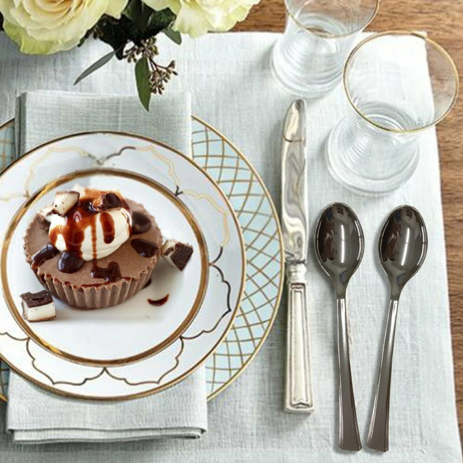 Lillian Mini Polished Silver Spoon For Dessert Plastic Spoon for Holiday Parties