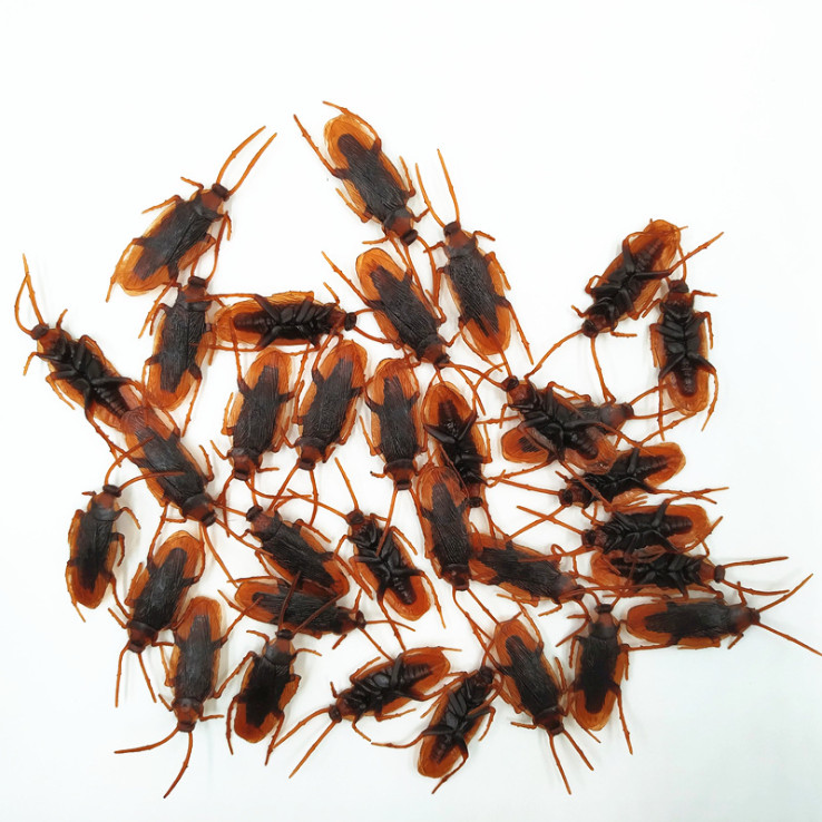 20PCS Rubber Cockroaches Realistic Cock Roach Rubber Fake Creepy Bugs Gag Toy US