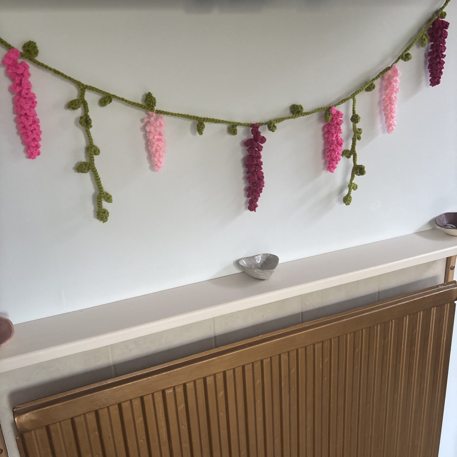 Crocheted Wisteria Flower Bunting Garland Summer Party Decoration Wedding Pinks