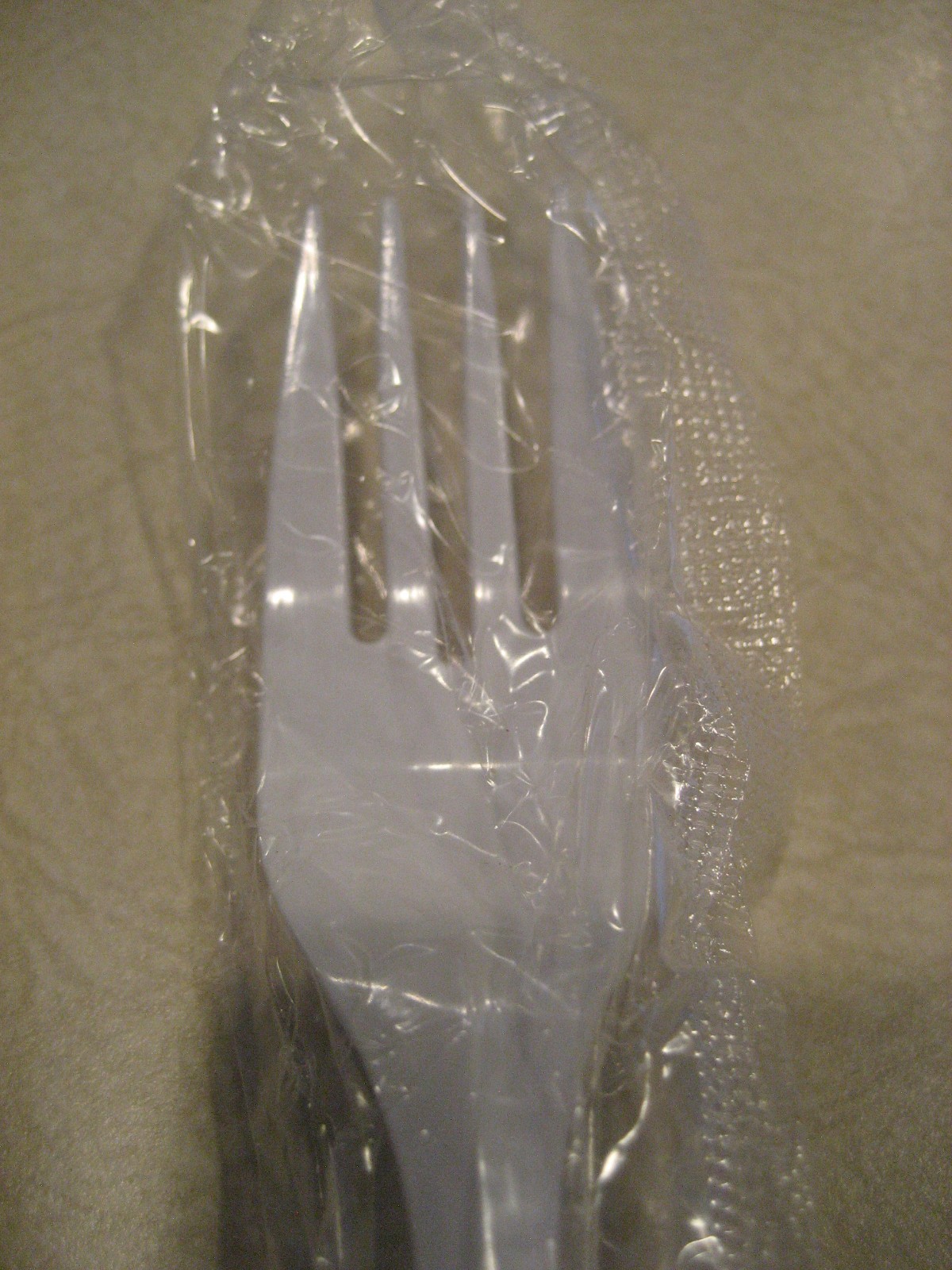 White Plastic Forks Individually wrapped 170 Count – LOW PRICE! Fast Ship!
