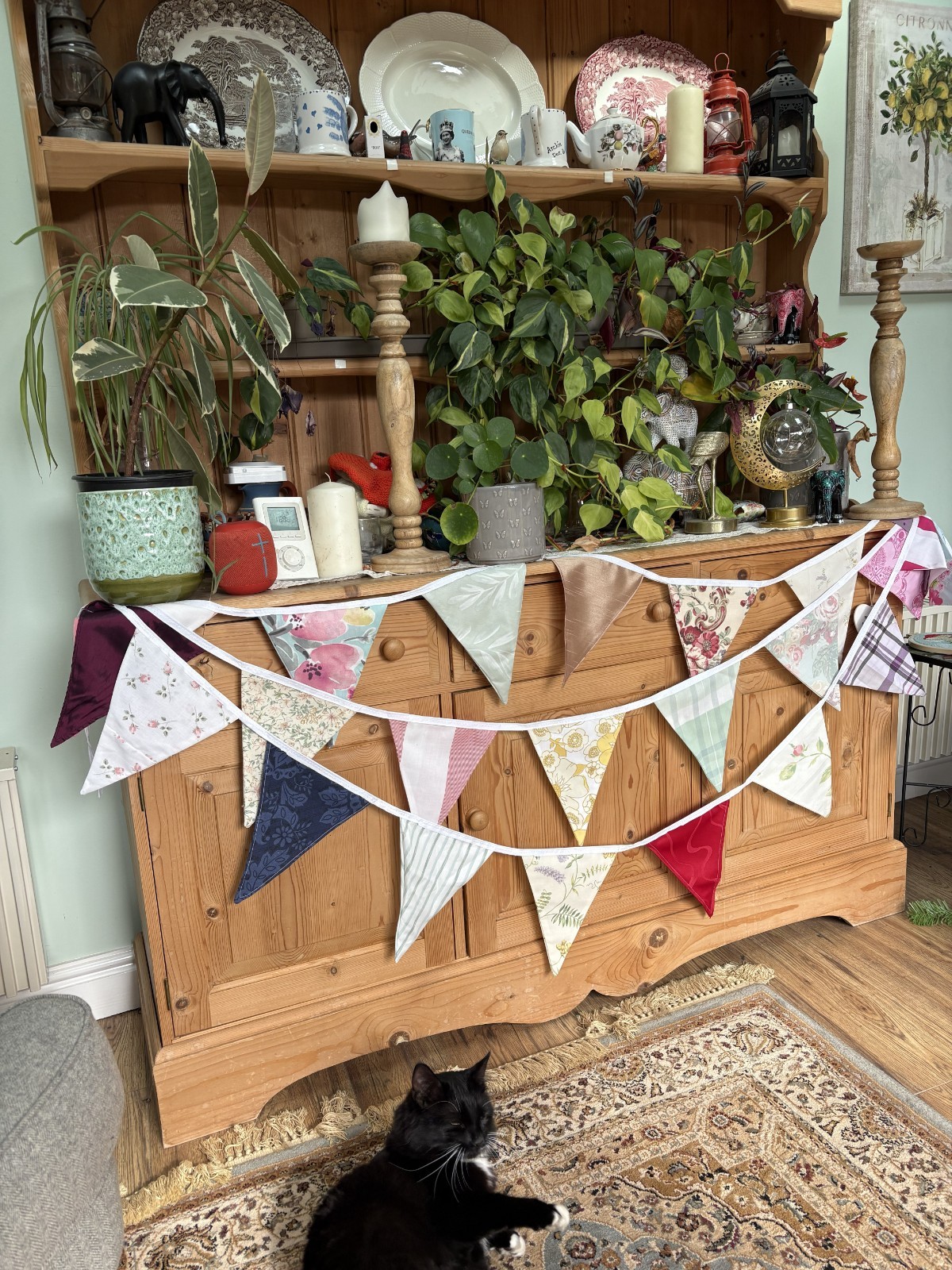 10m of Bargain Bunting £1 per meter! multicoloured patterned and plain fabrics