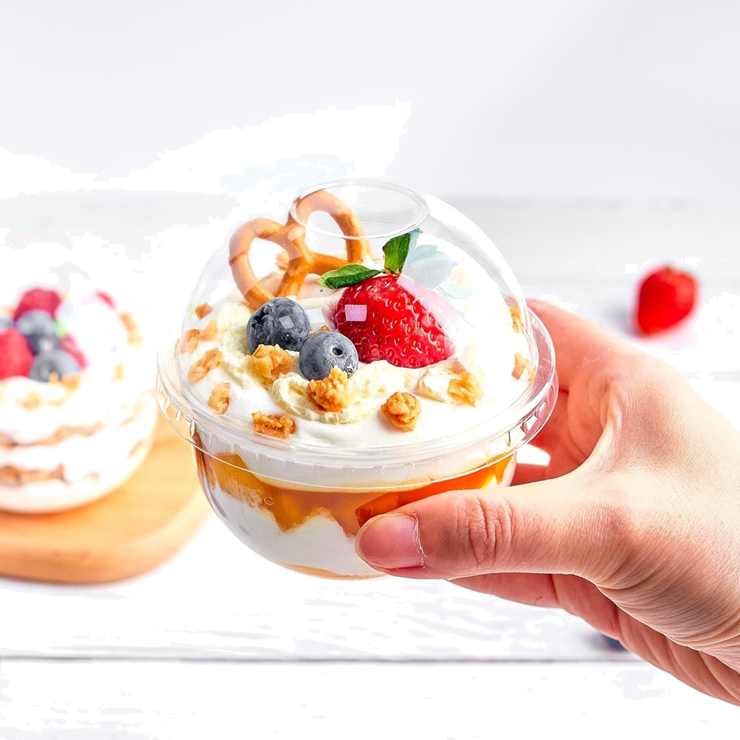 Elegant 9 Oz Dessert Cups with Dome Lids & Sporks – Perfect for Any Occasion